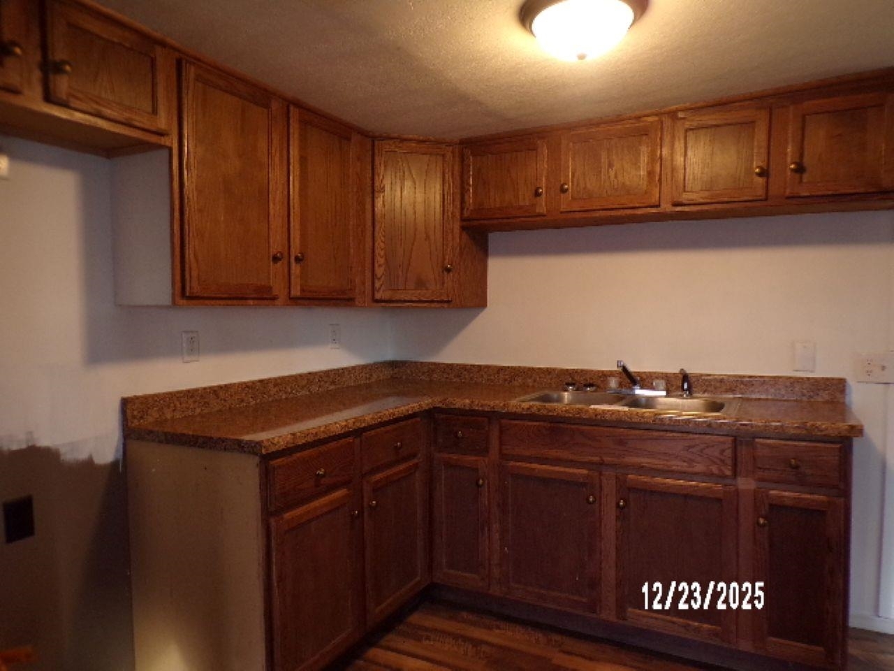 16713 10th Avenue Property Photo 6