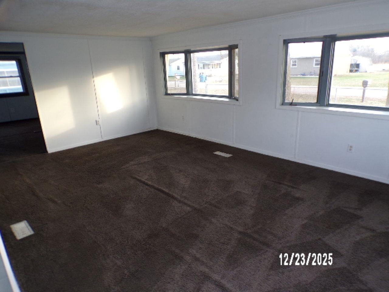 16713 10th Avenue Property Photo 11