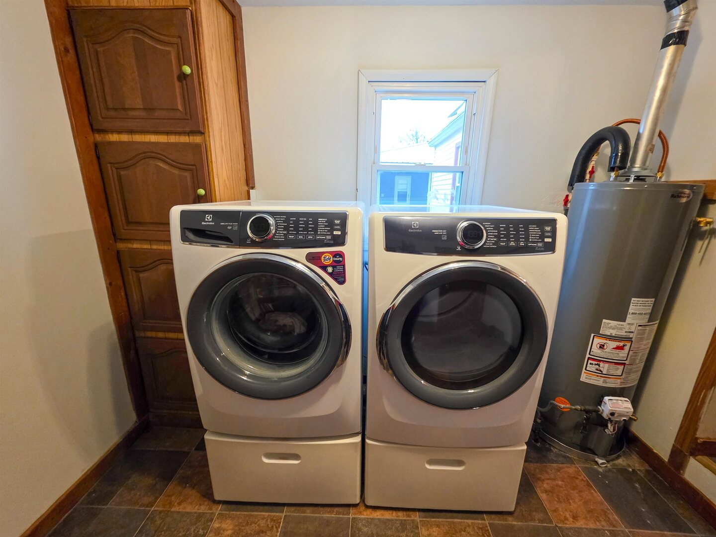 105 S Watkins Street Property Photo 17