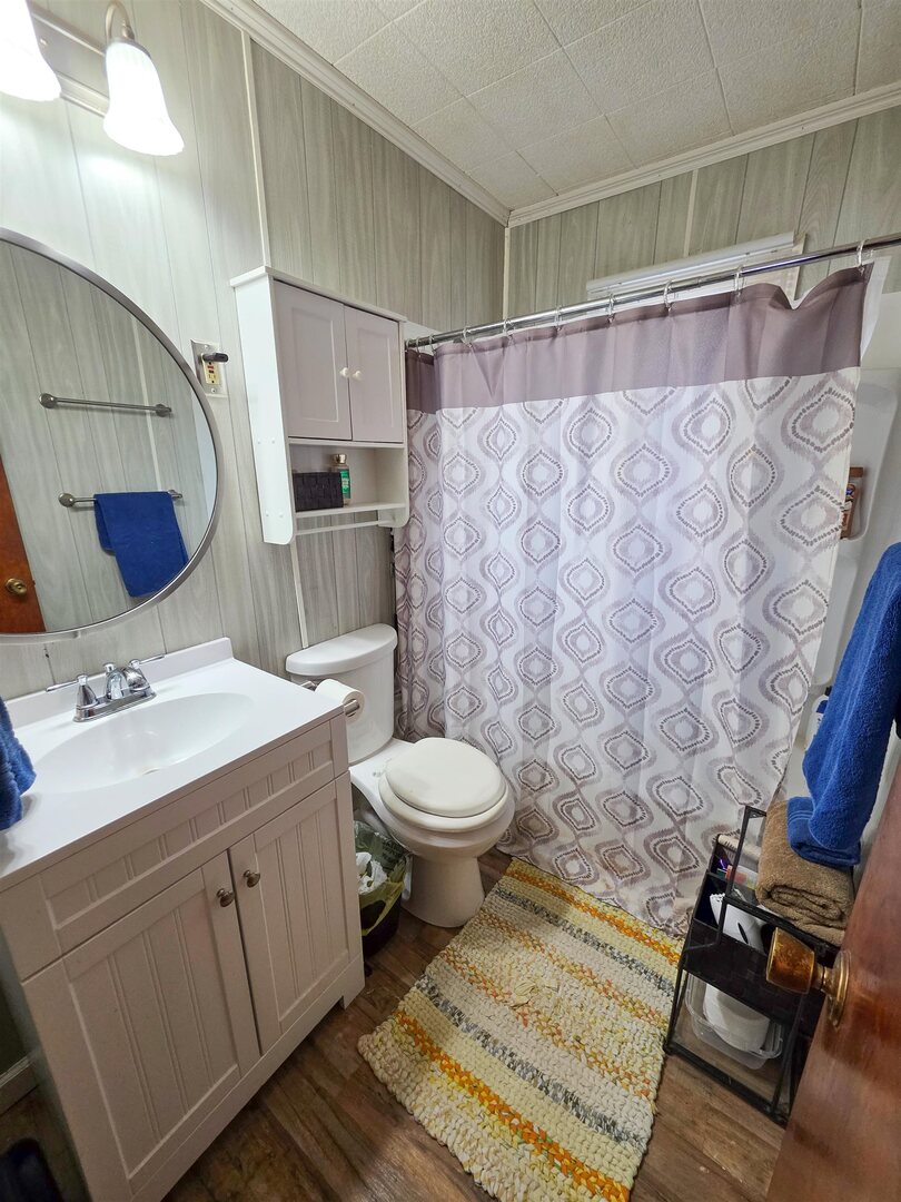 105 S Watkins Street Property Photo 21