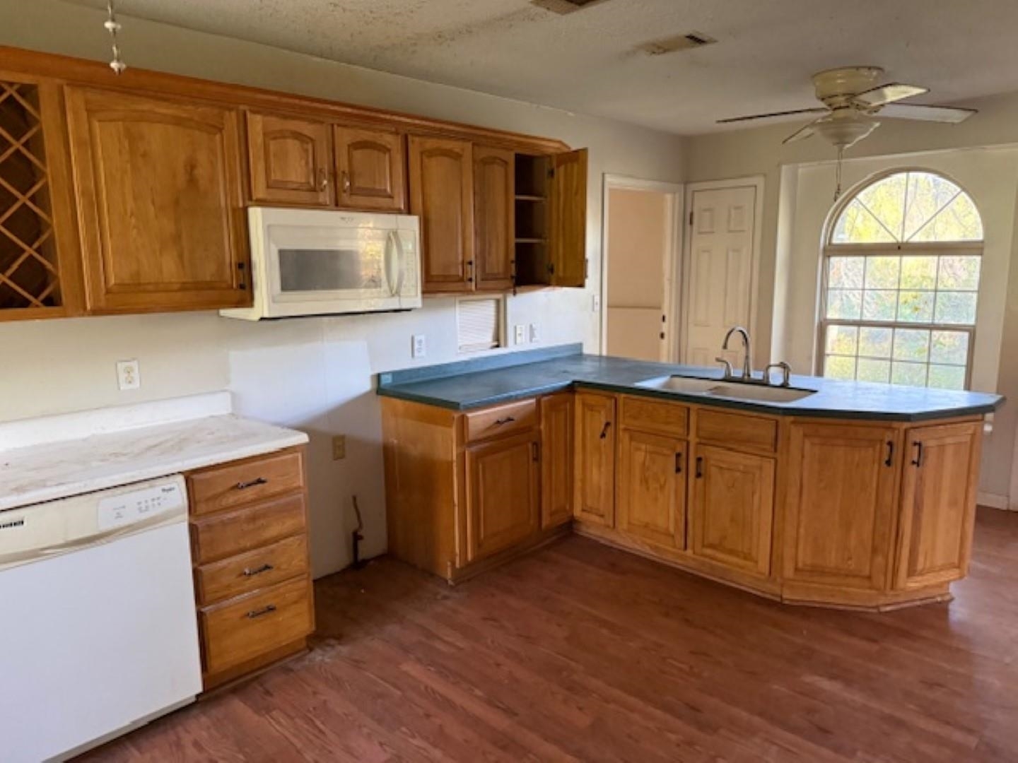 11035 Avery Road Property Photo 3
