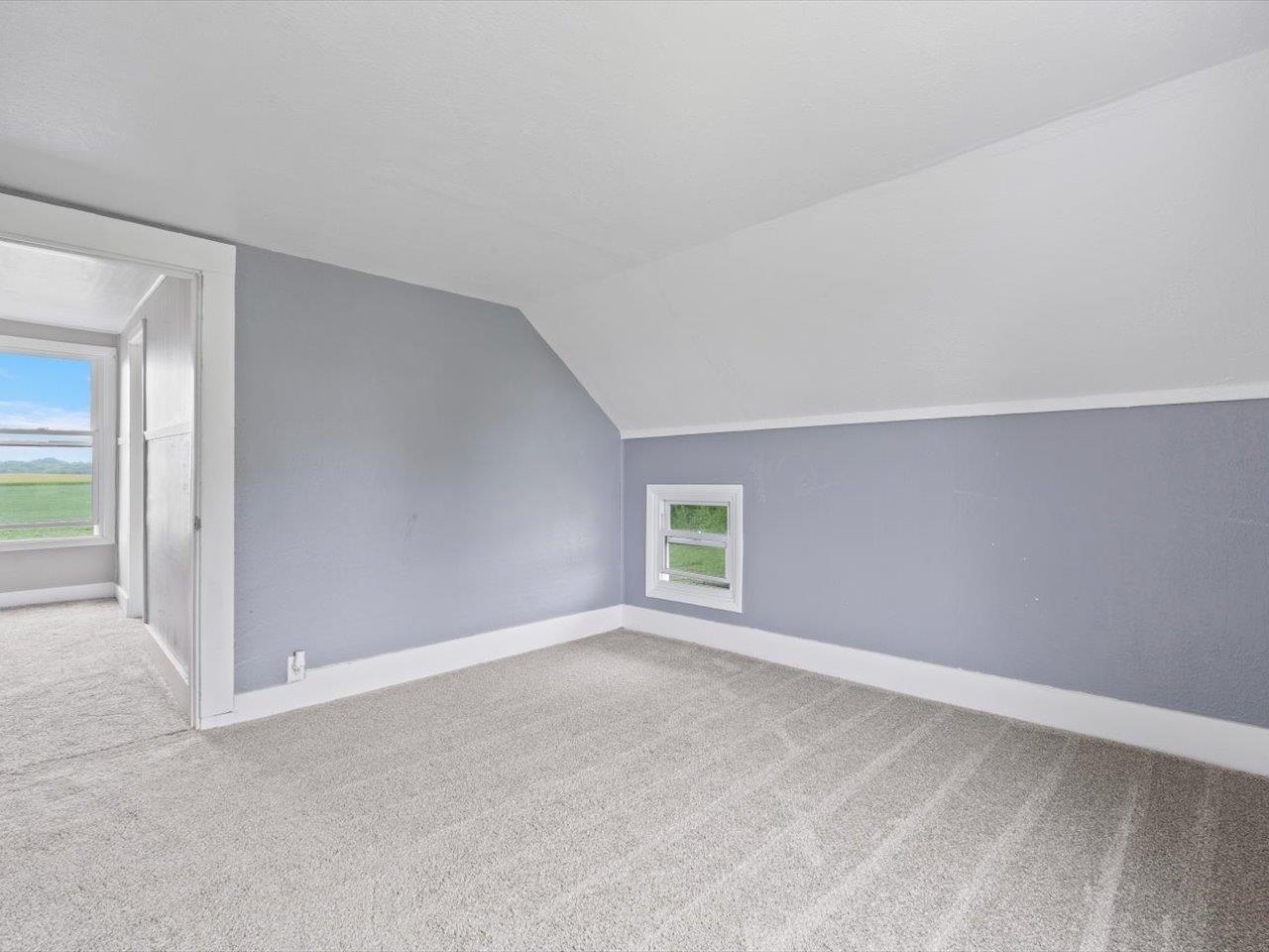 301 1st Street Property Photo 37