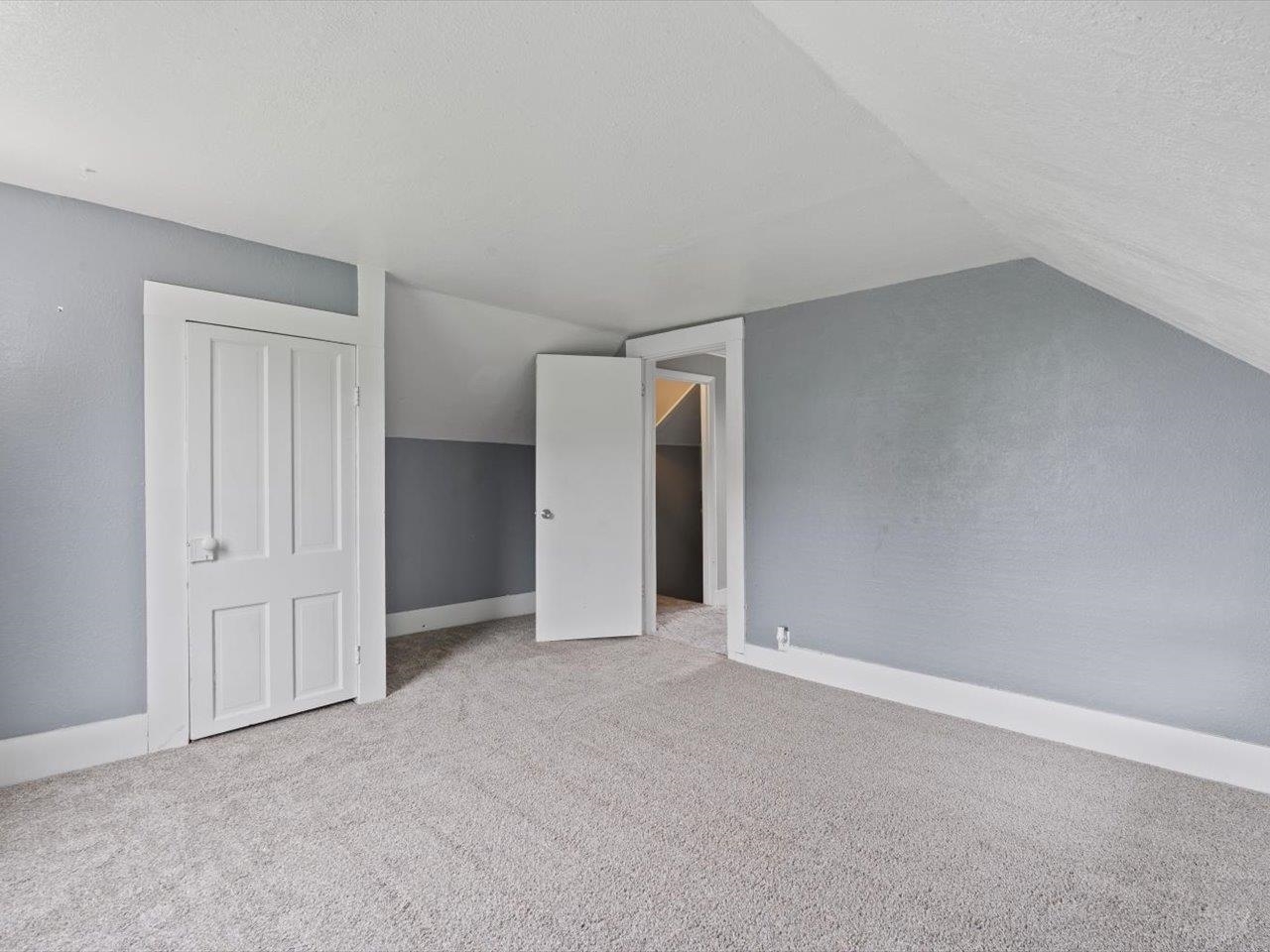 301 1st Street Property Photo 38
