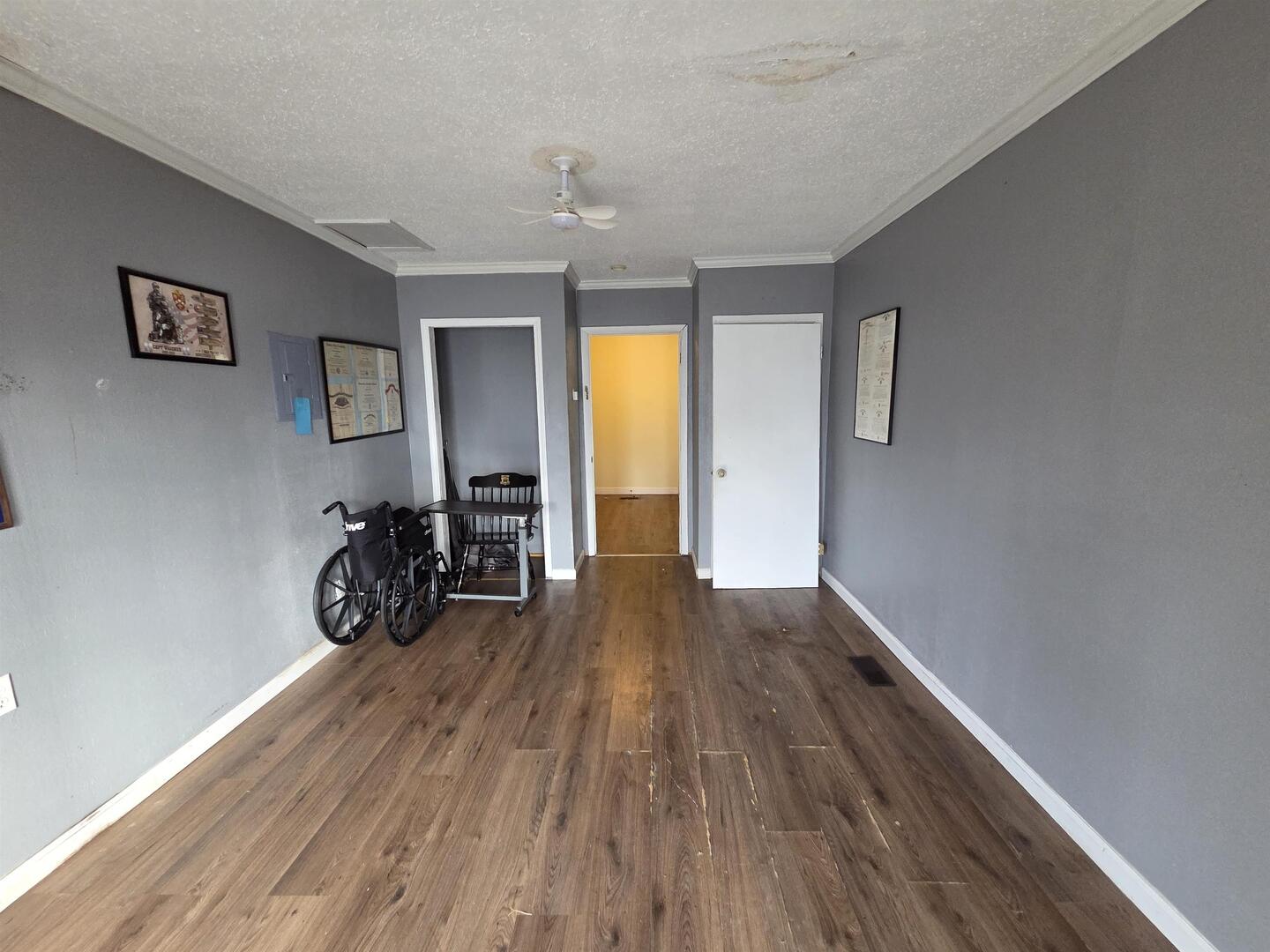 710 S Main Street Property Photo 15
