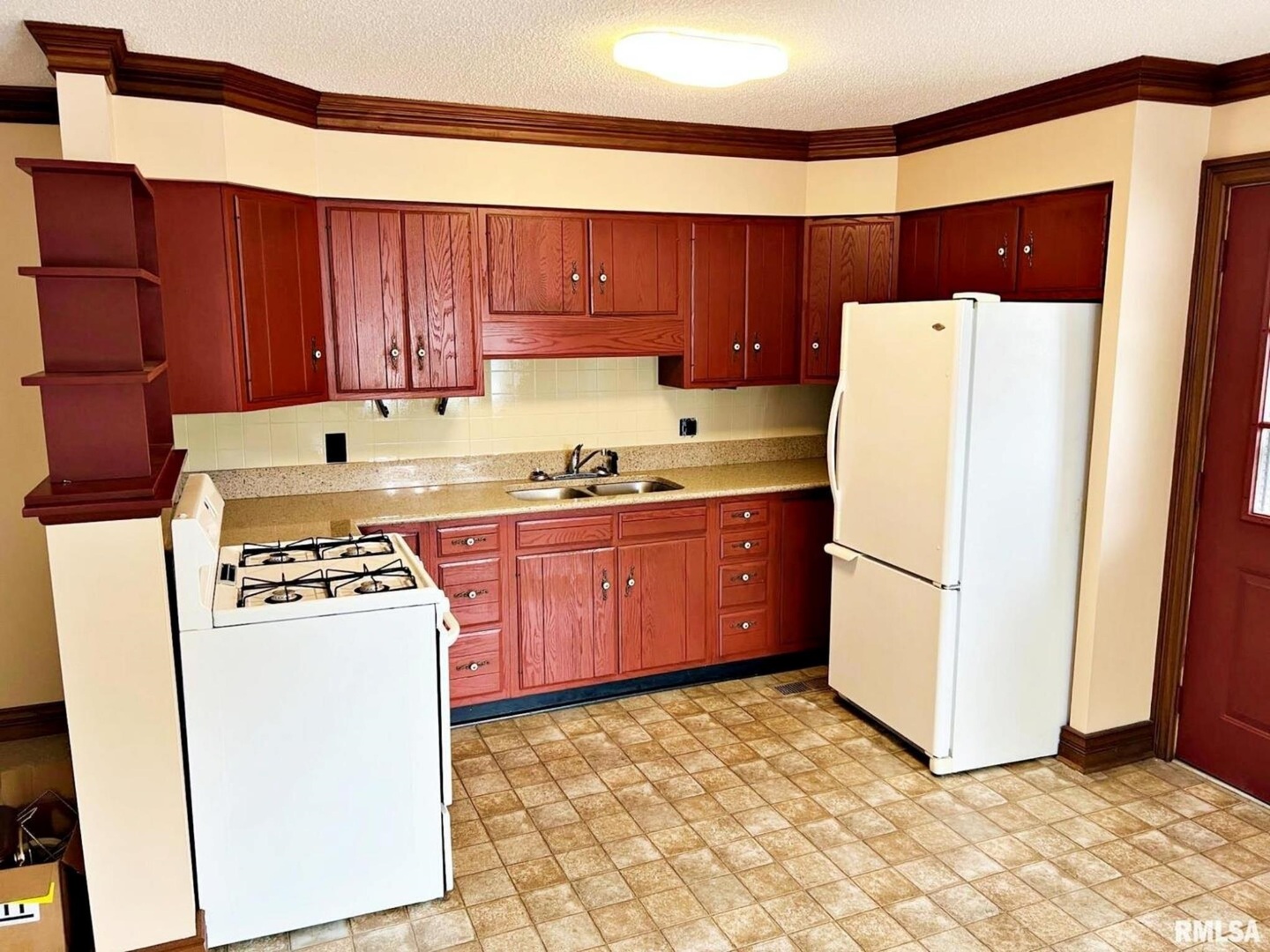 500 Metropolis Street Property Photo 10