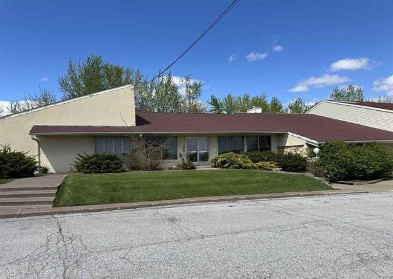 3711 N Harrison St Street Property Photo 5