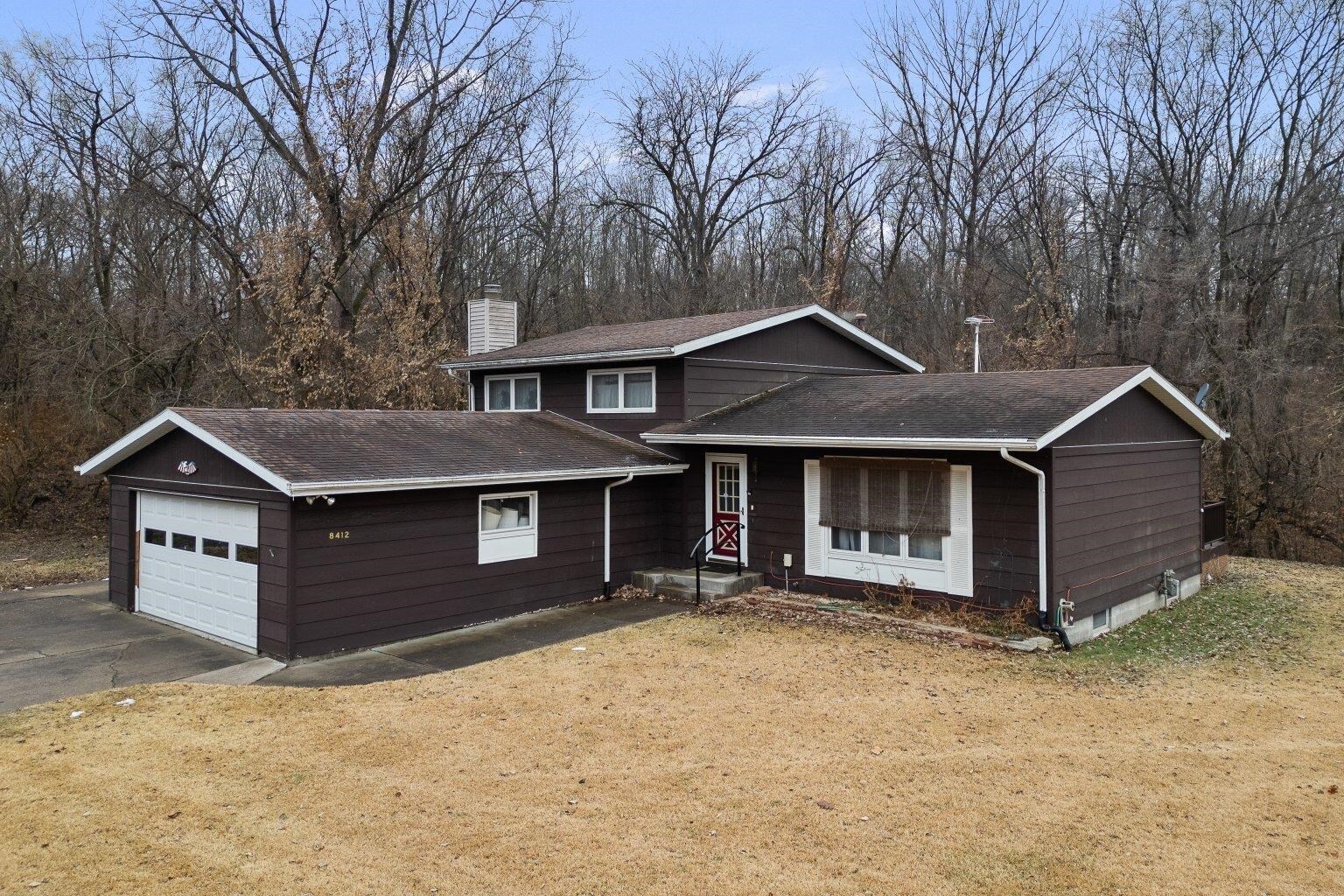 8412 10th Street Property Photo 1