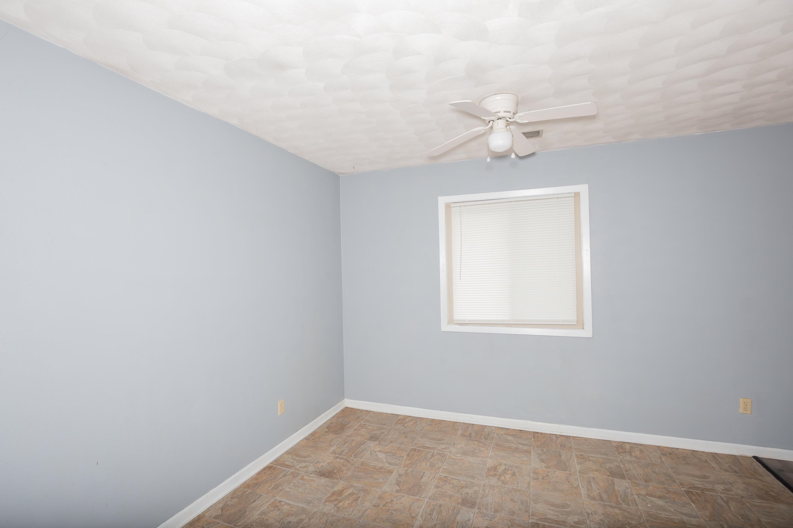 3430 Holiday Court 3 Property Photo 6
