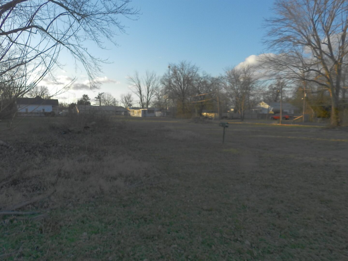28 Sycamore St Street Property Photo 4