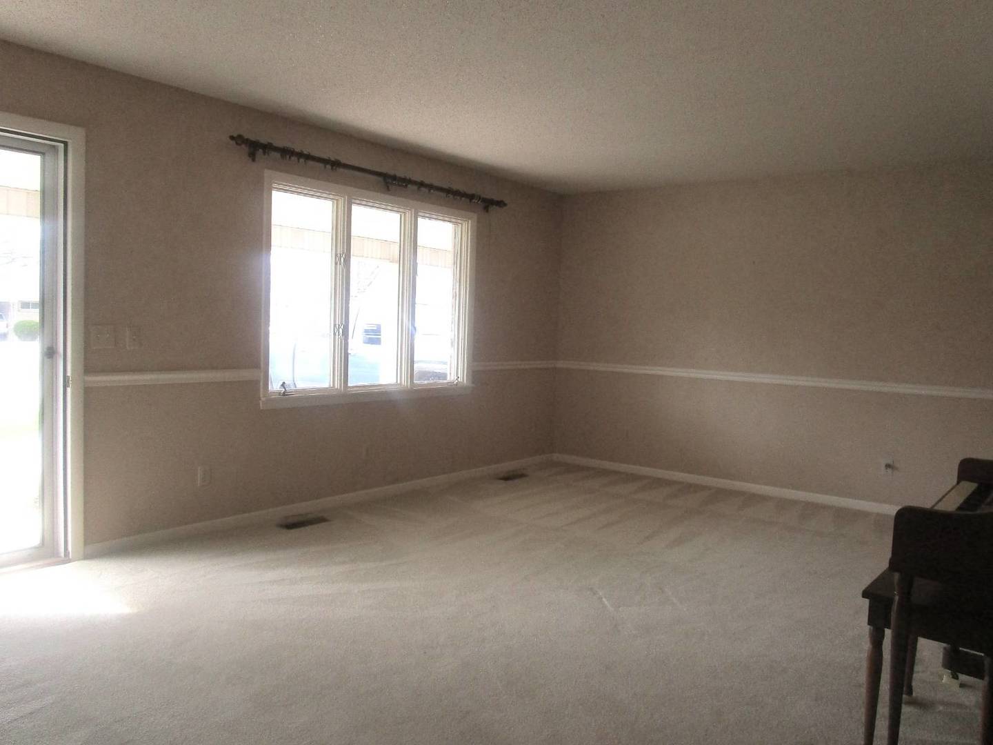 306 College Boulevard Property Photo 2