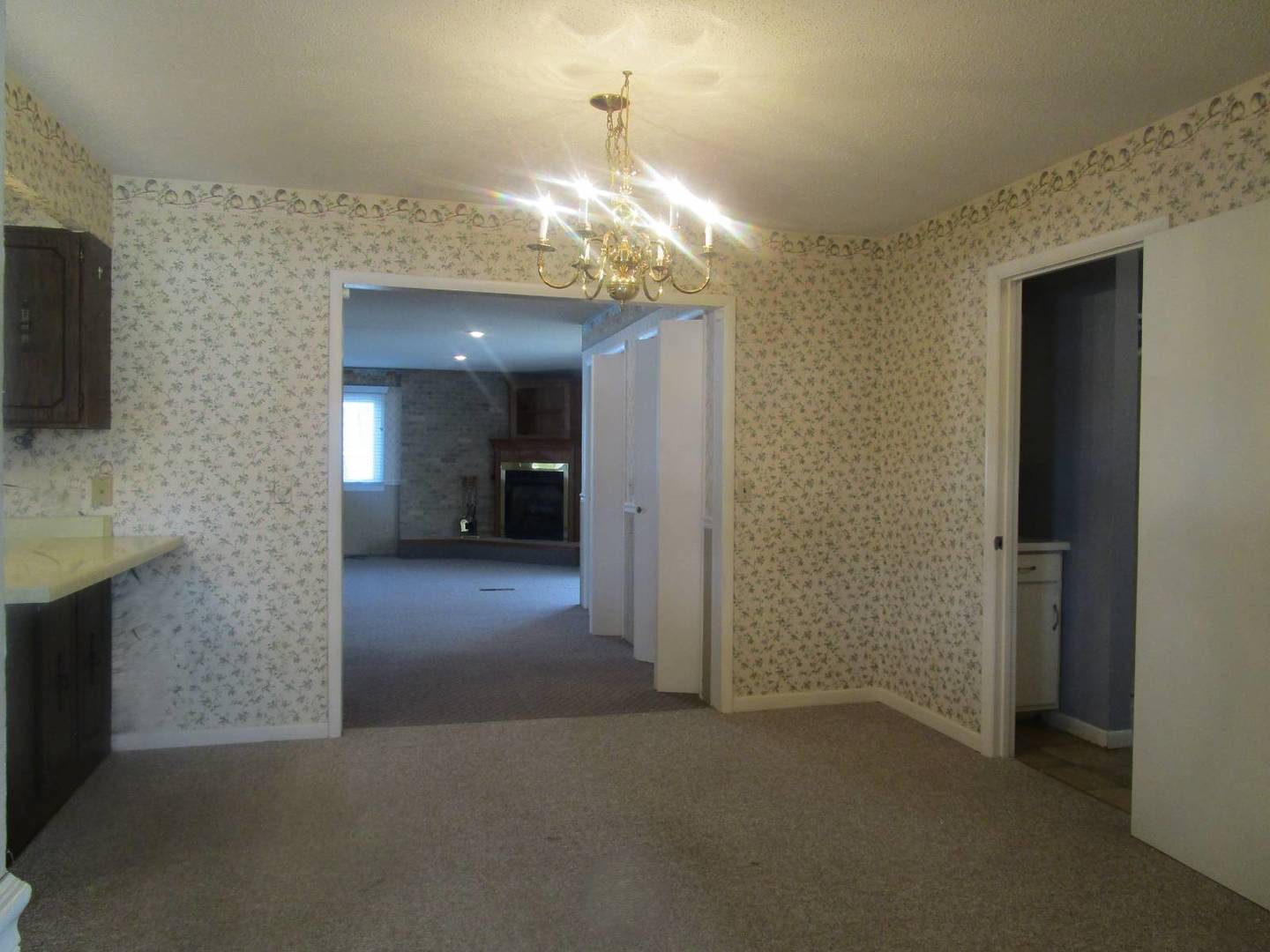306 College Boulevard Property Photo 8