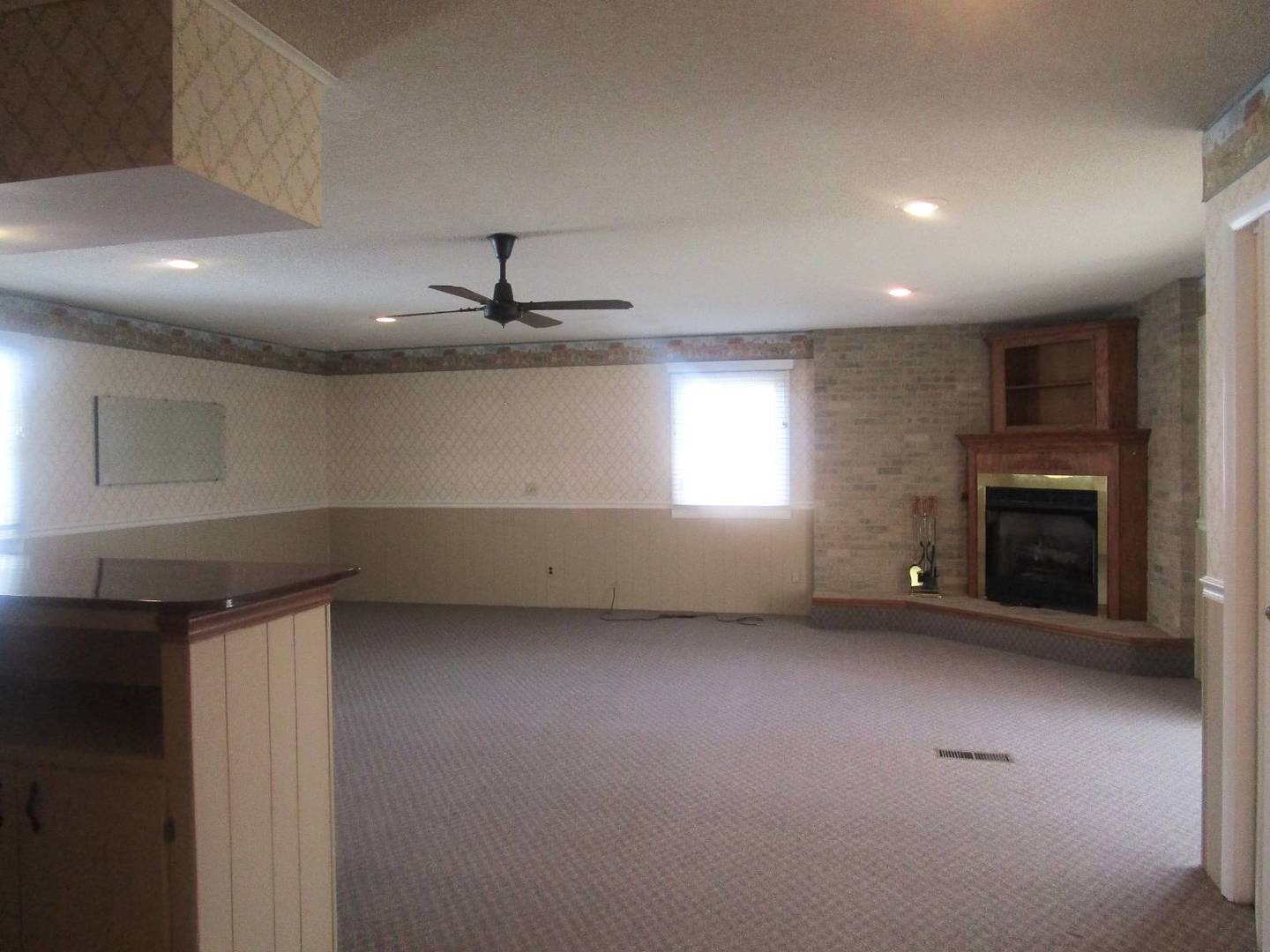 306 College Boulevard Property Photo 9