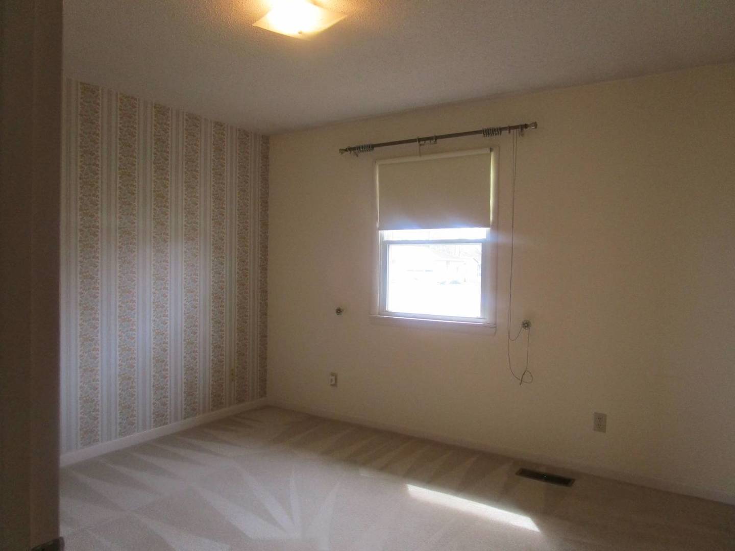 306 College Boulevard Property Photo 13