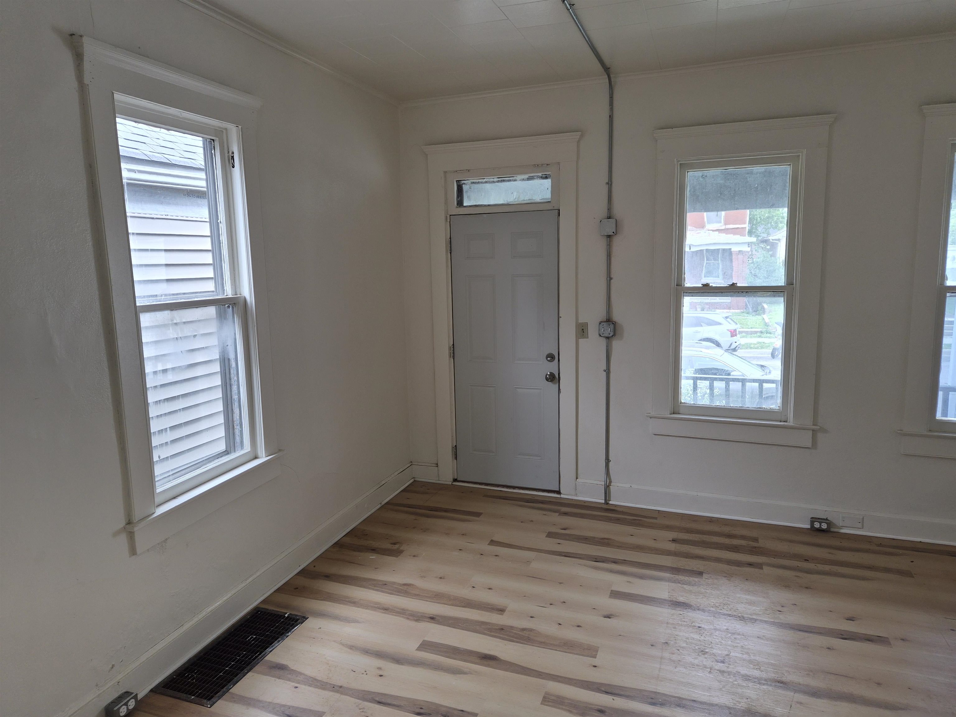 722 Payson Avenue Property Photo 2
