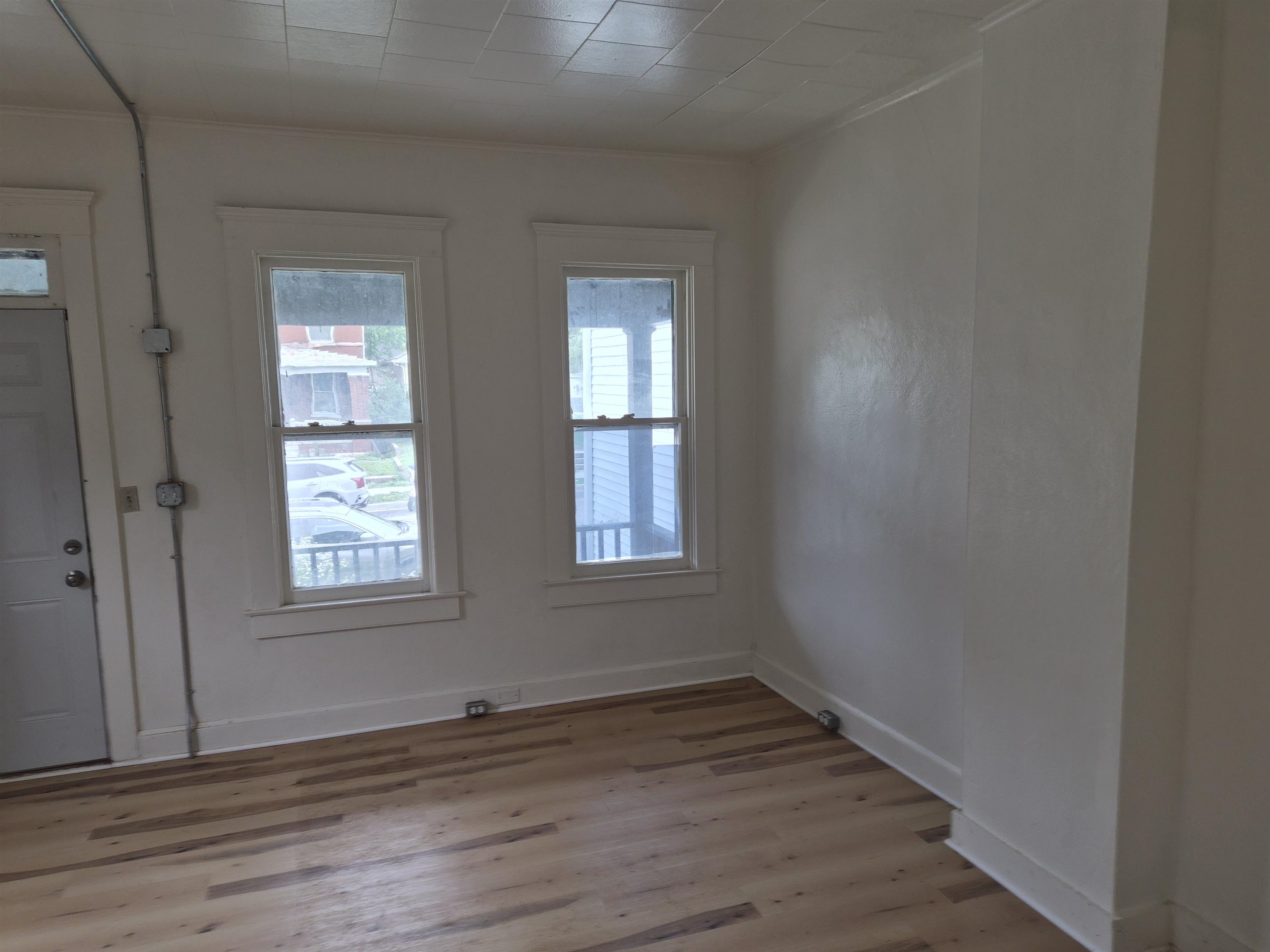 722 Payson Avenue Property Photo 3