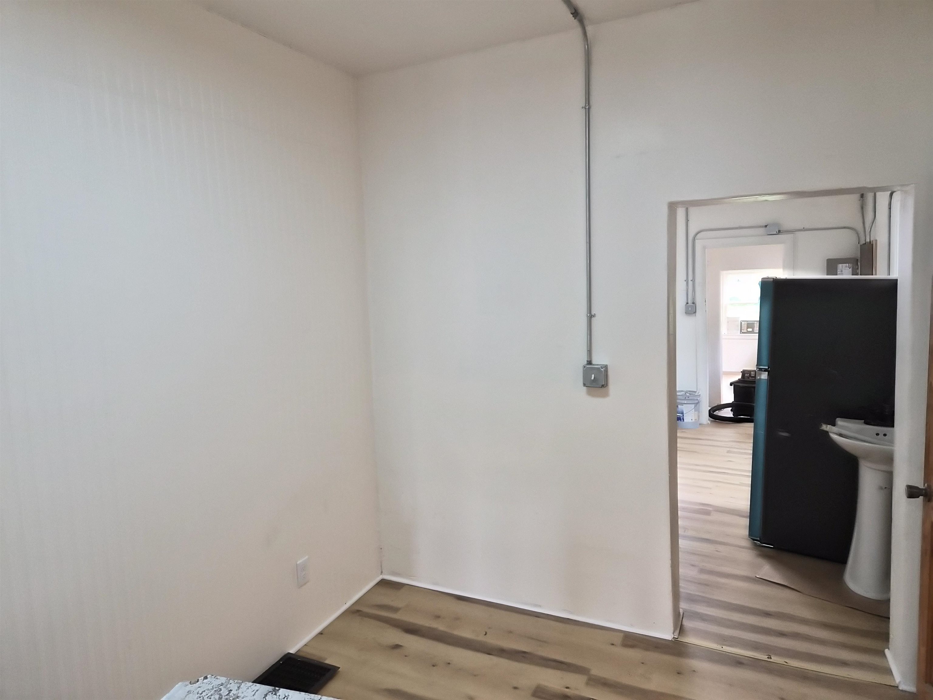 722 Payson Avenue Property Photo 6