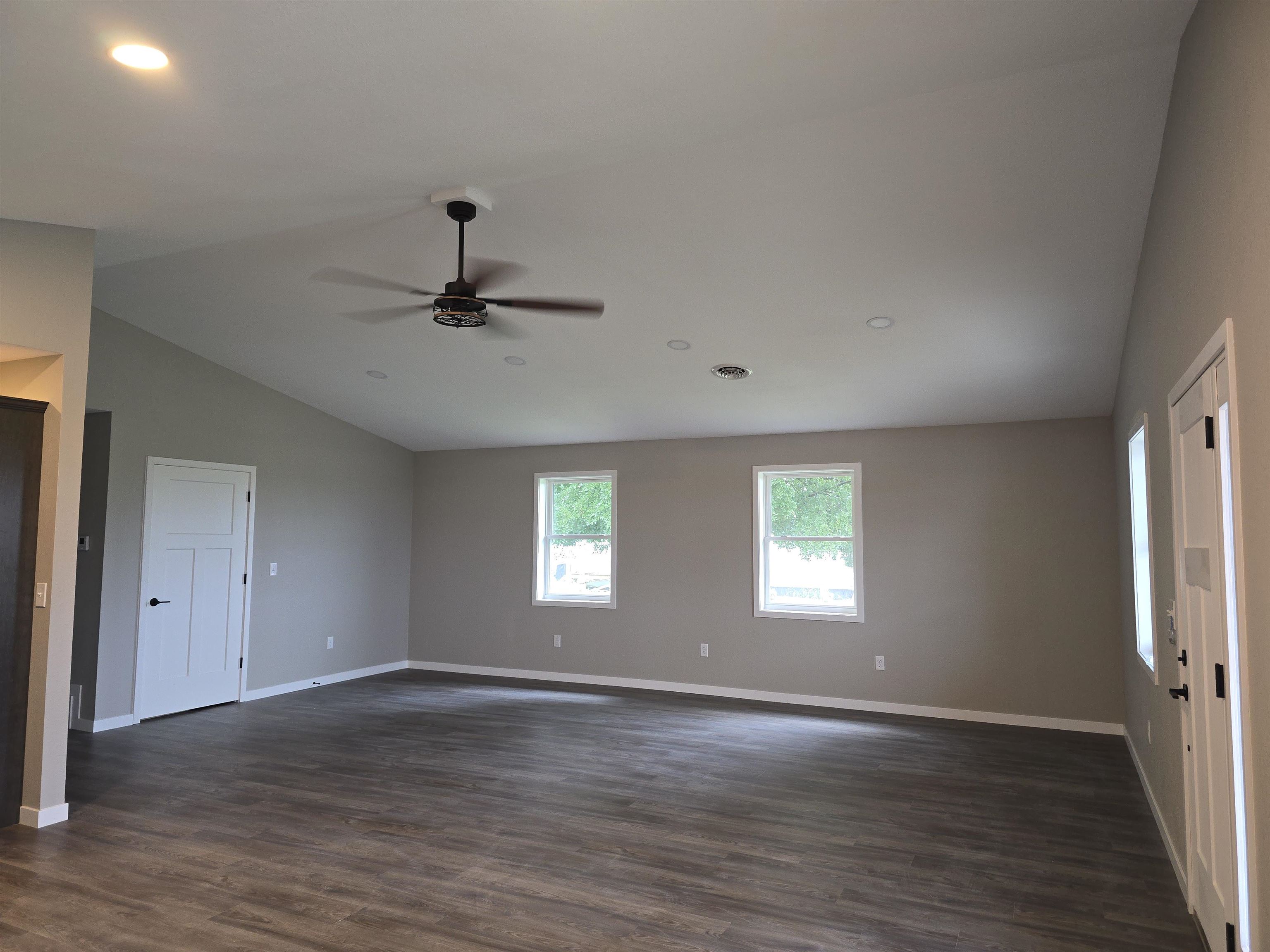 1005 Augusta Road Property Photo 6