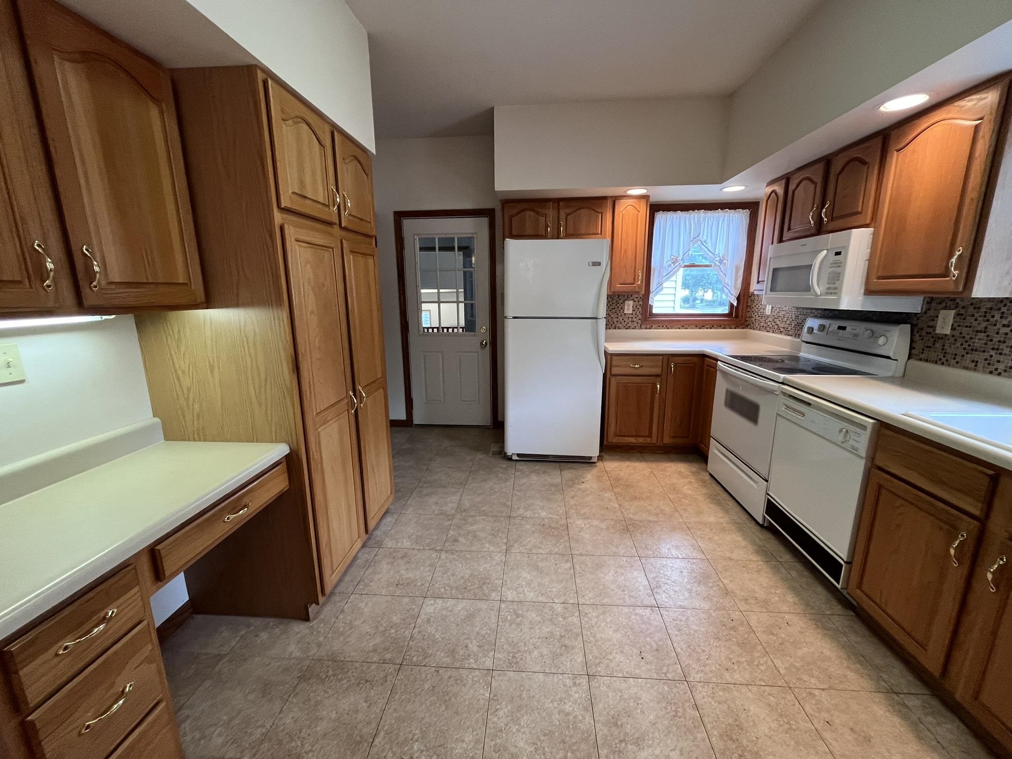 2231 Ohio Street Property Photo 9
