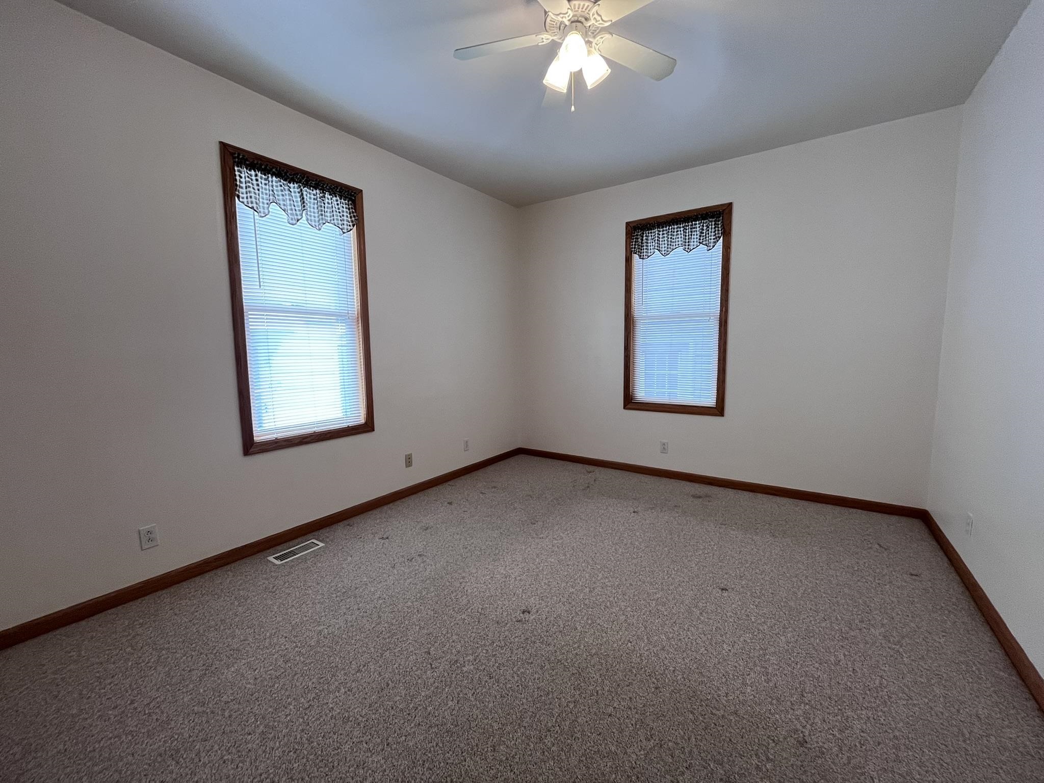 2231 Ohio Street Property Photo 13