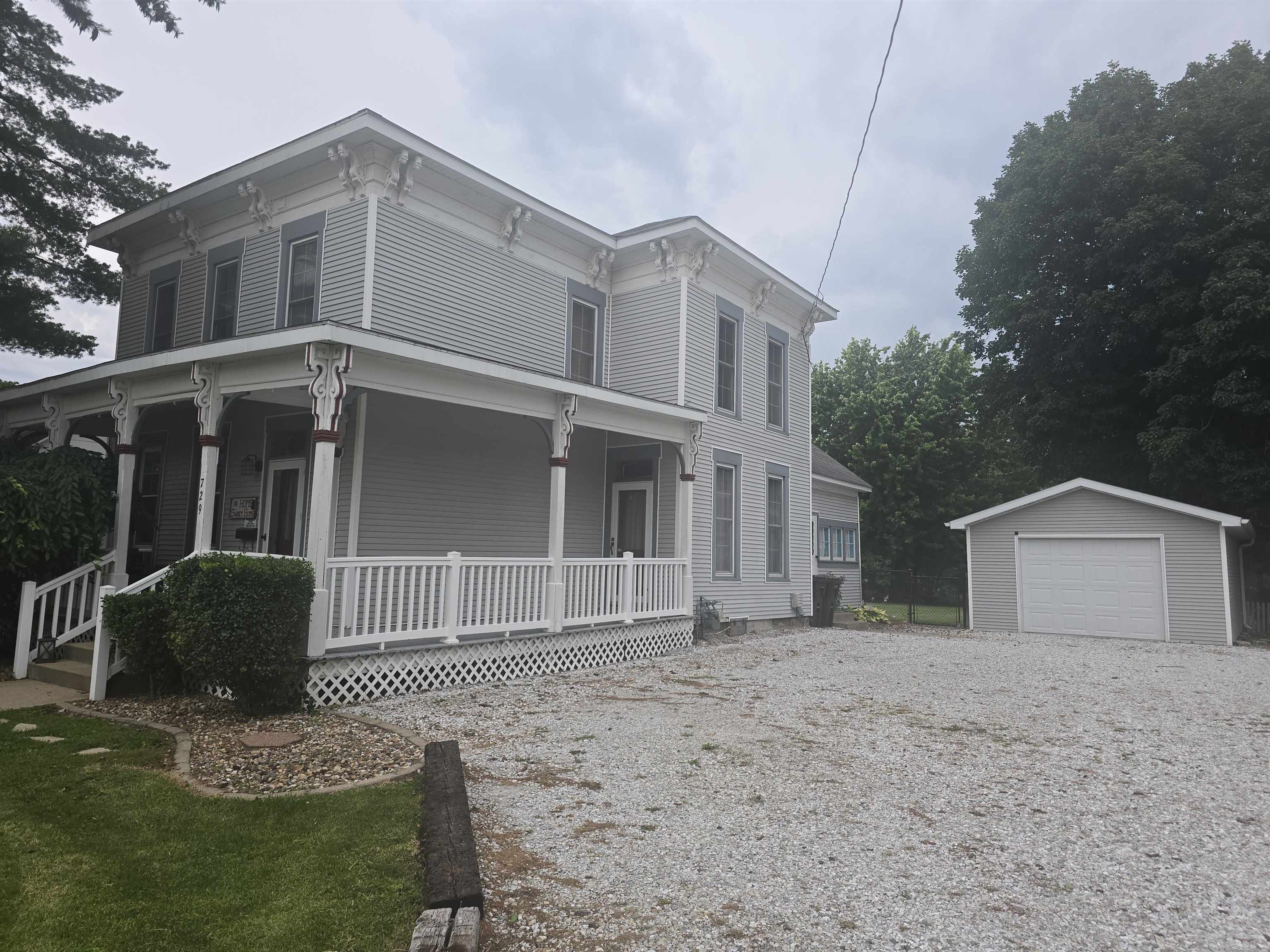 729 Locust Street Property Photo 25