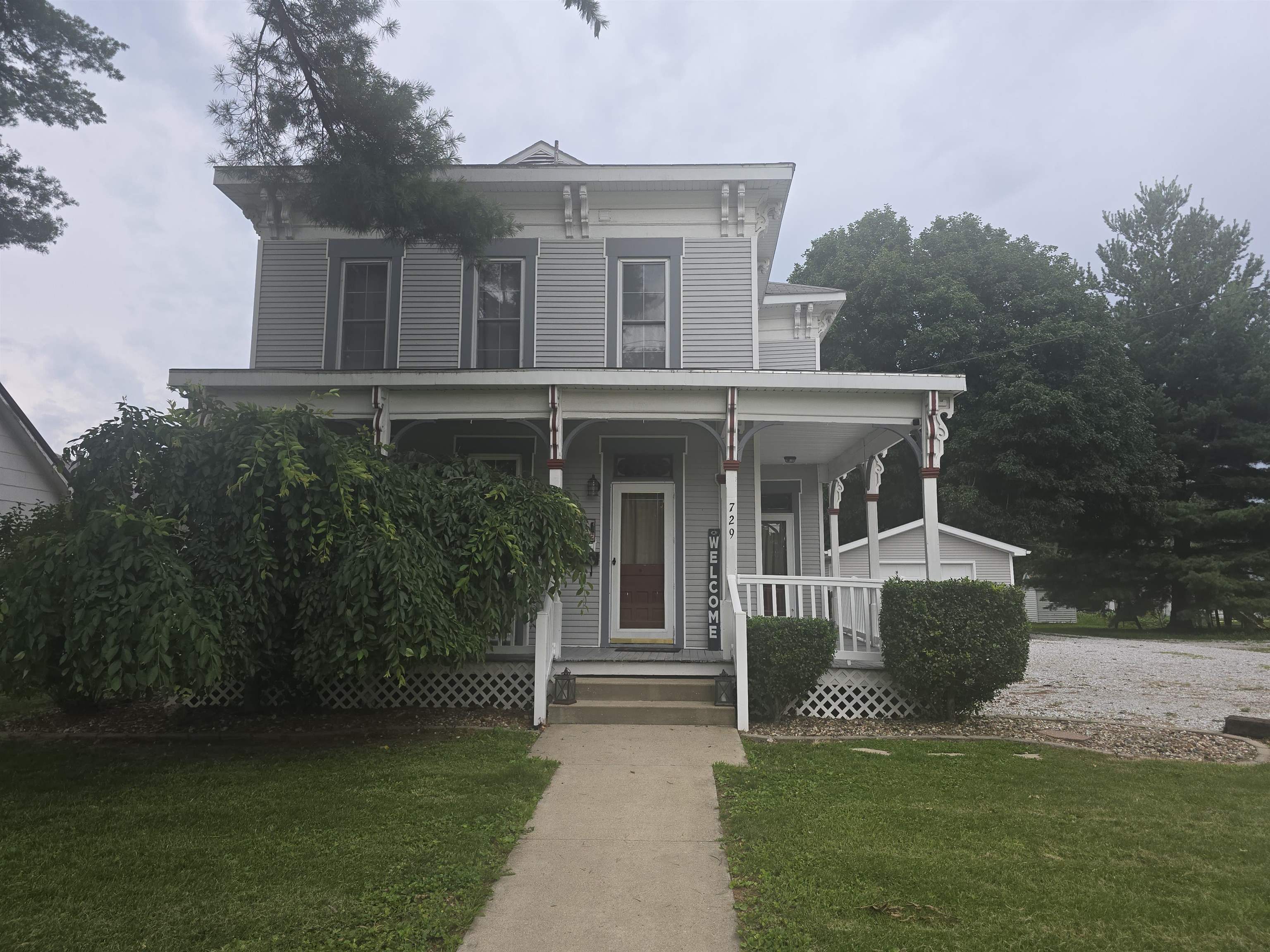 729 Locust Street Property Photo 27
