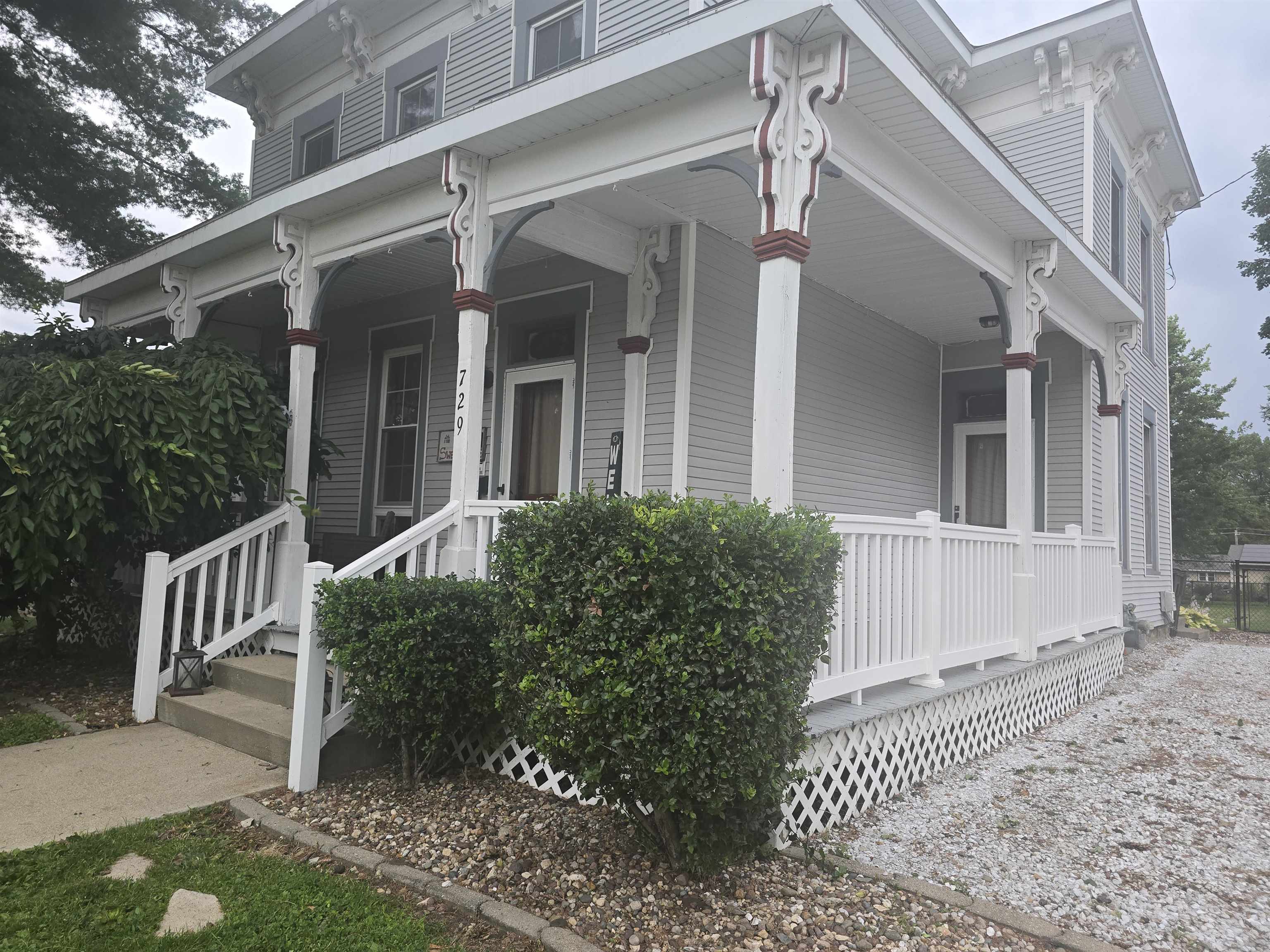 729 Locust Street Property Photo 29