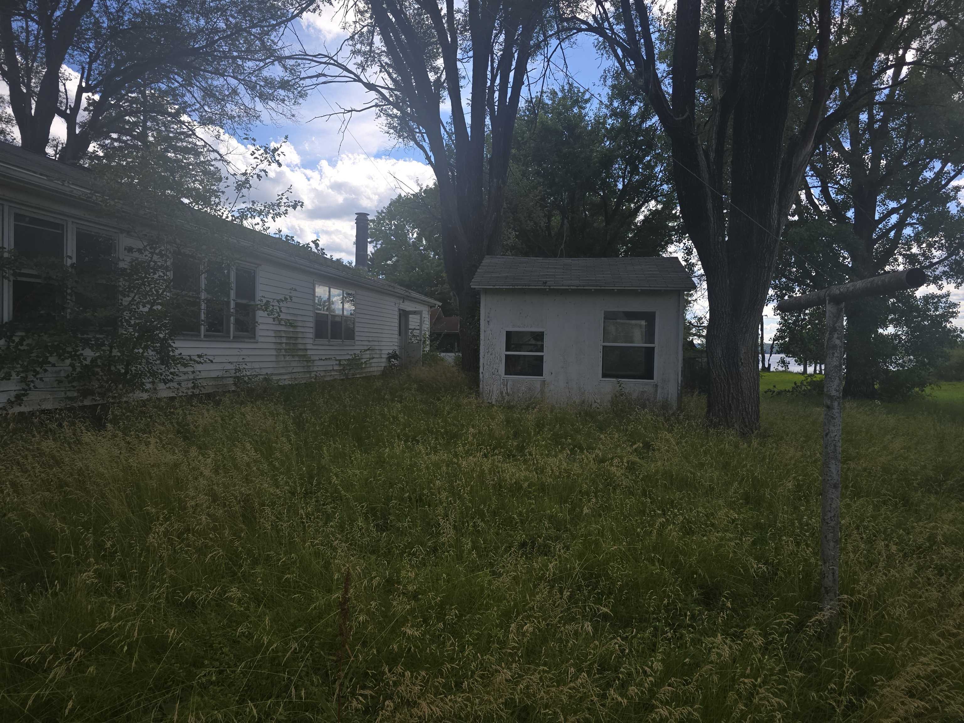 1661 Riverside Drive Property Photo 12
