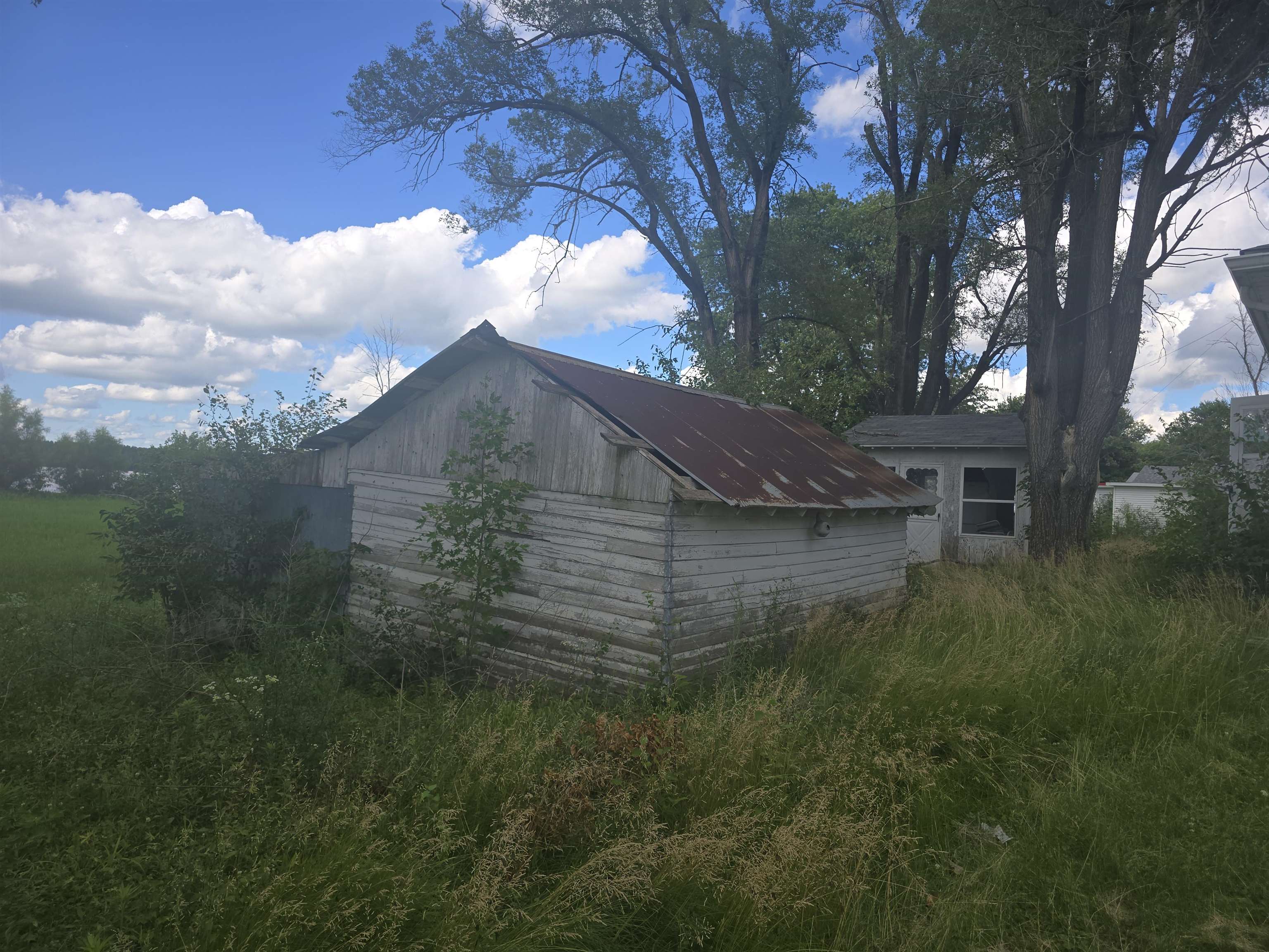 1661 Riverside Drive Property Photo 13