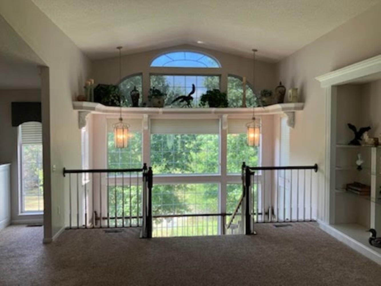 4932 Lake View Drive Property Photo 4