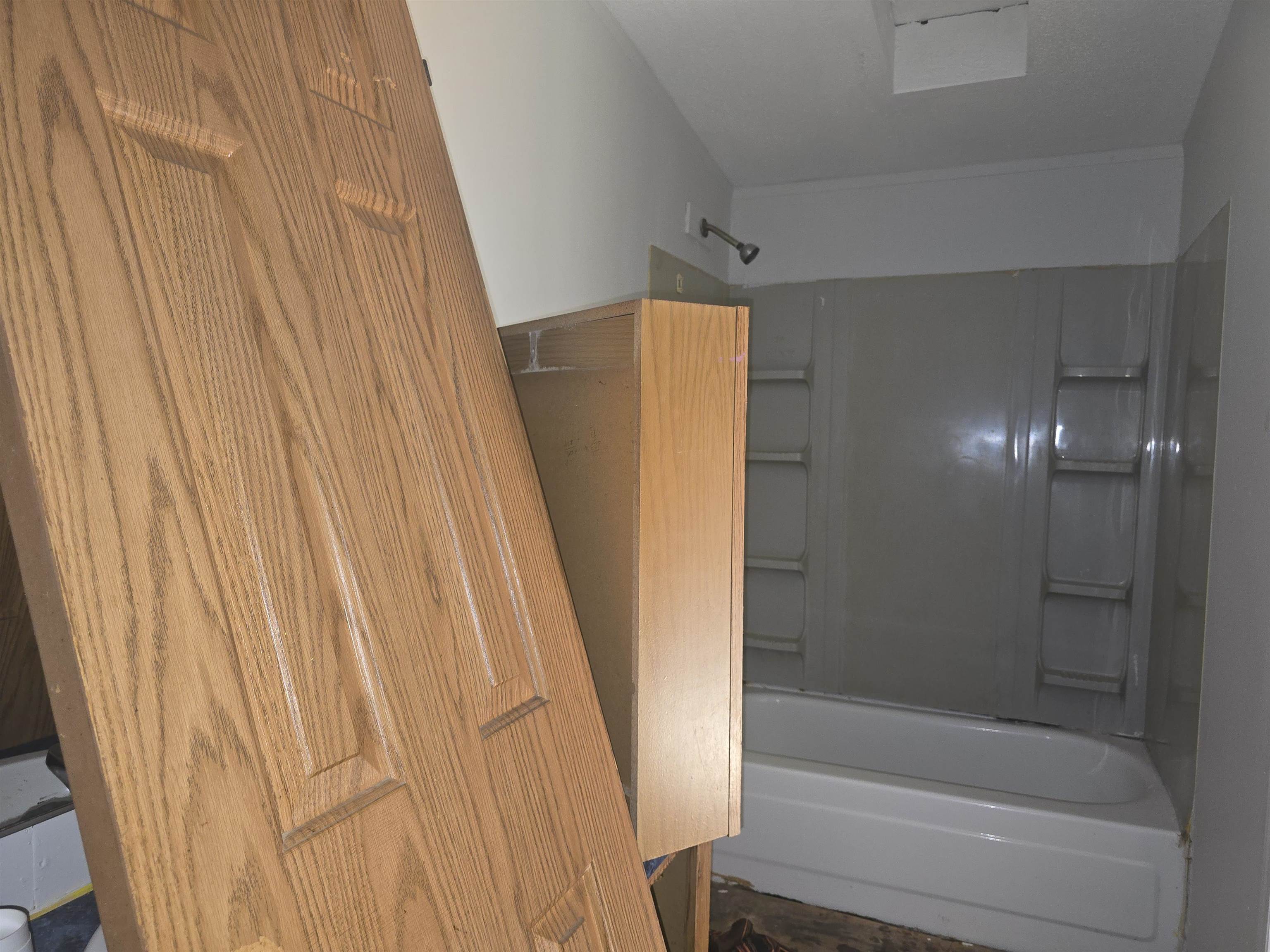 206 W 1st Avenue Property Photo 15