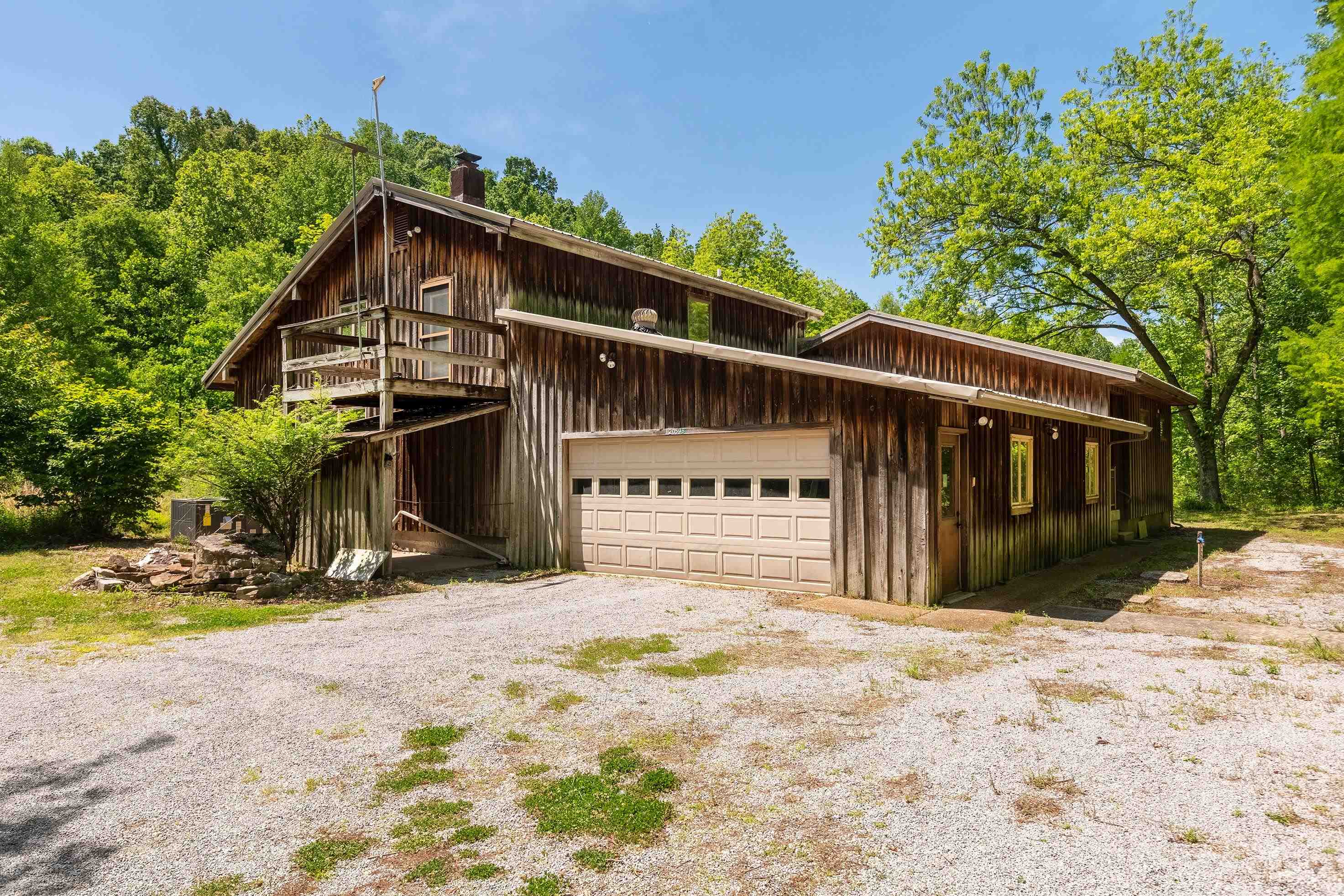 20598 Maggie Lane Property Photo 4