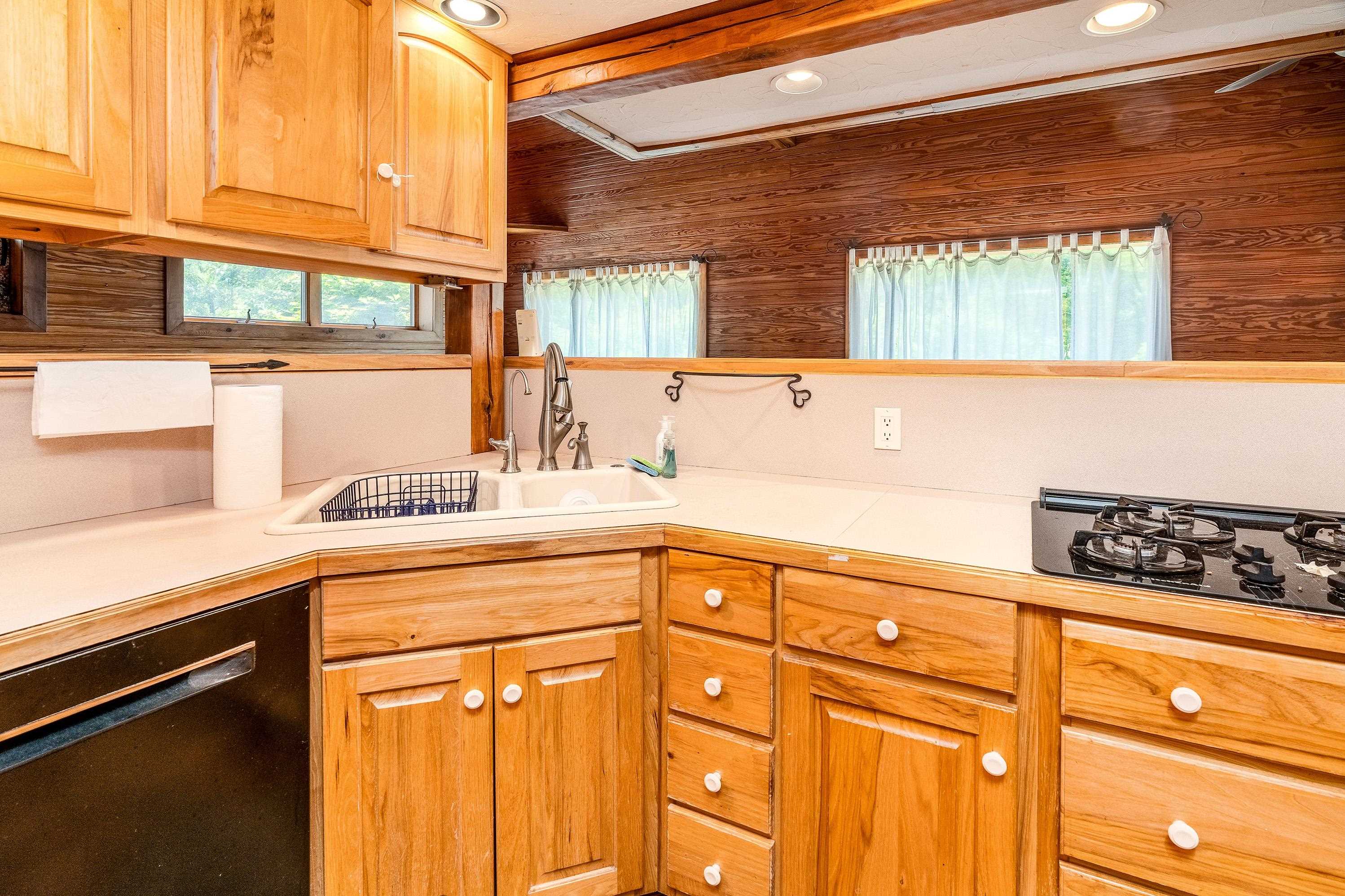 20598 Maggie Lane Property Photo 14