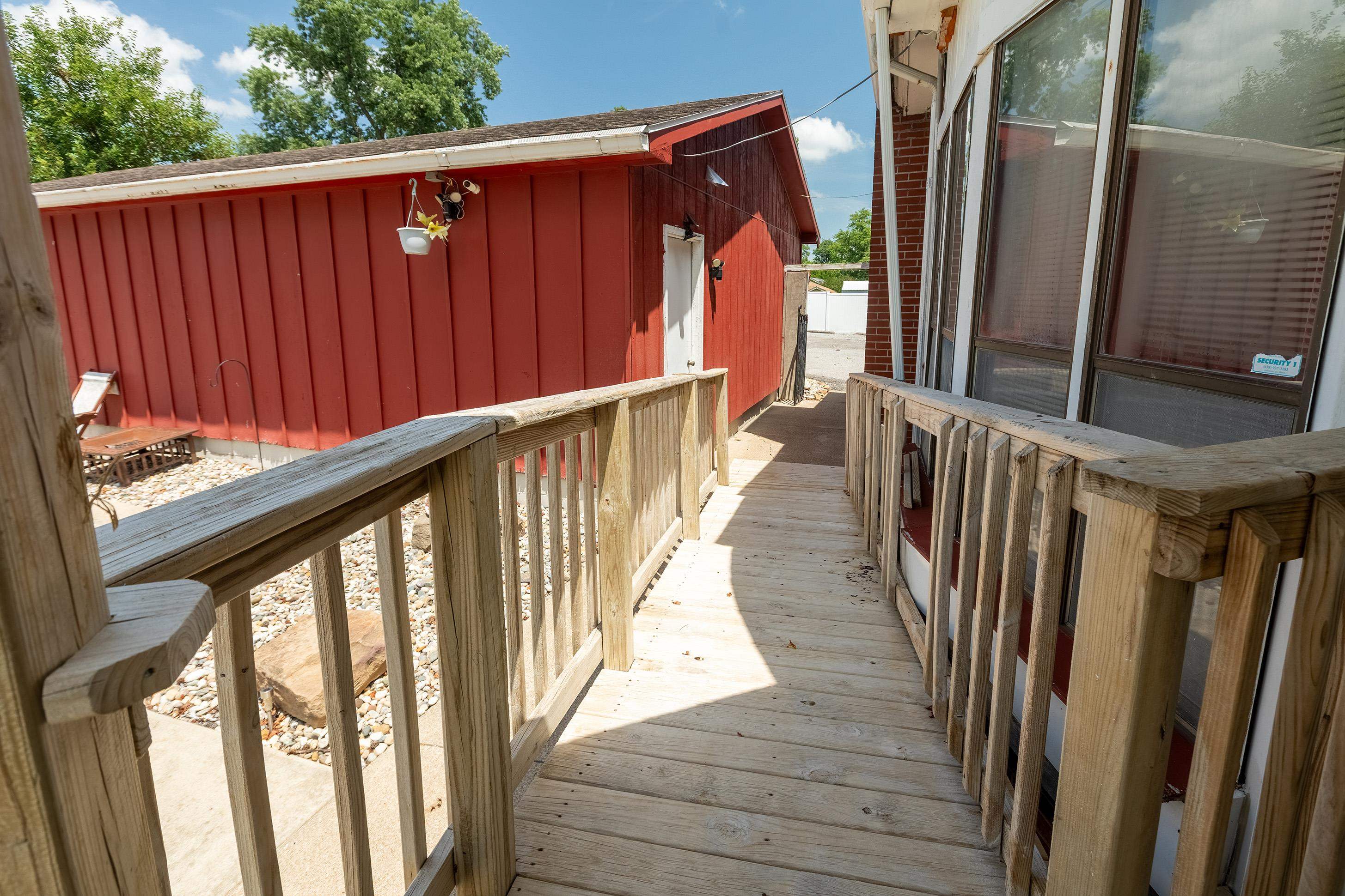 1414 W Main Street Property Photo 73