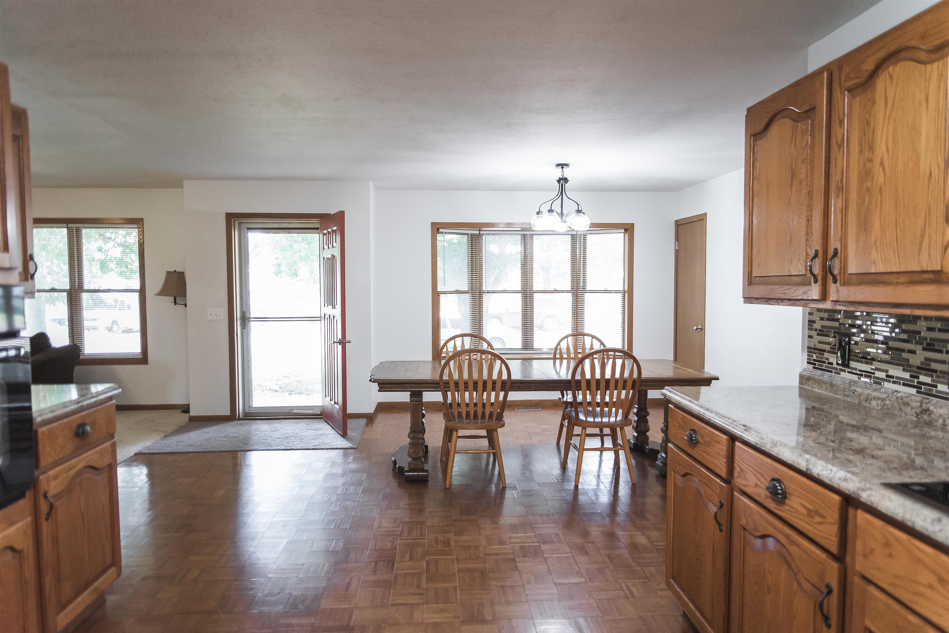 207 Ash Street Property Photo 5