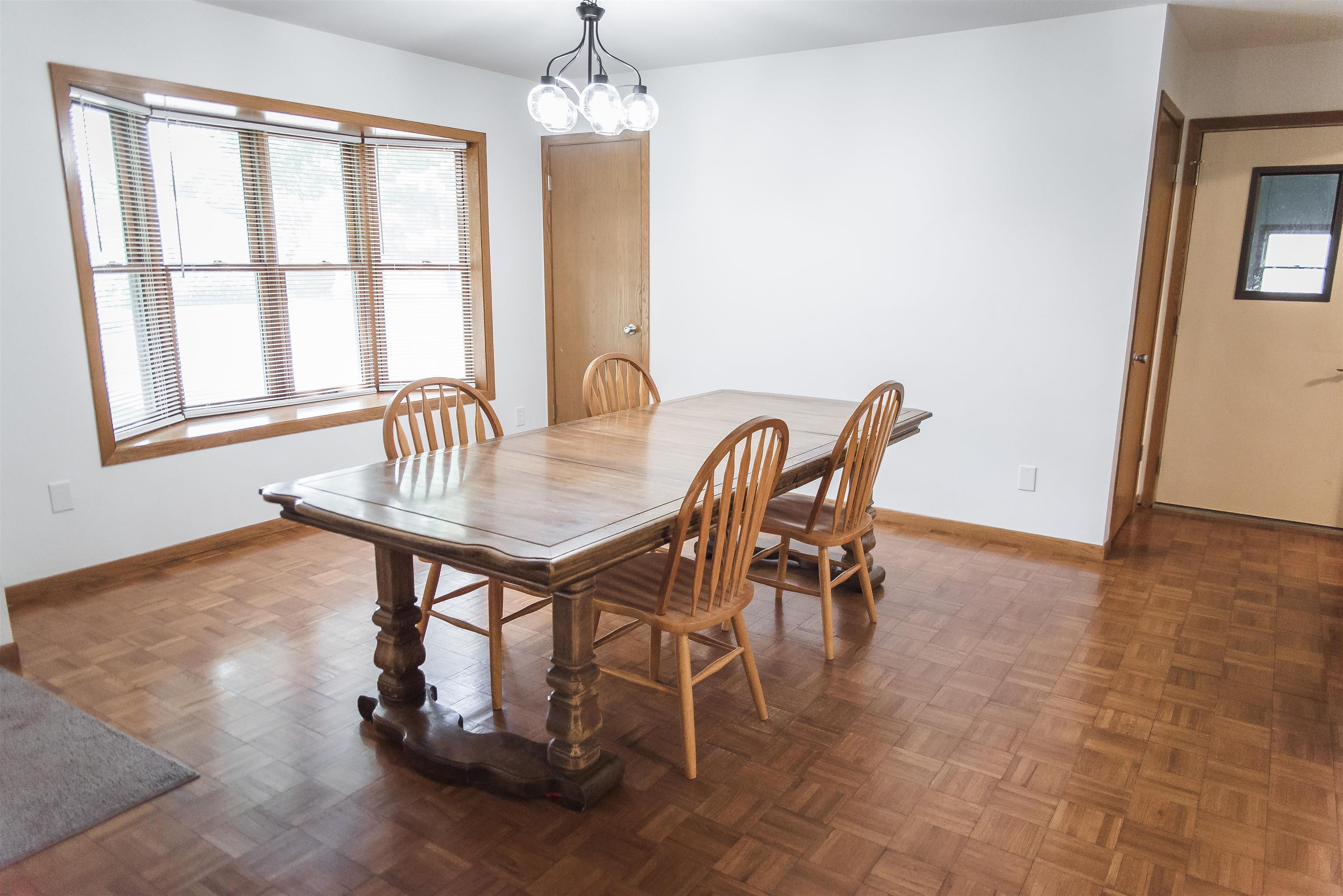 207 Ash Street Property Photo 8