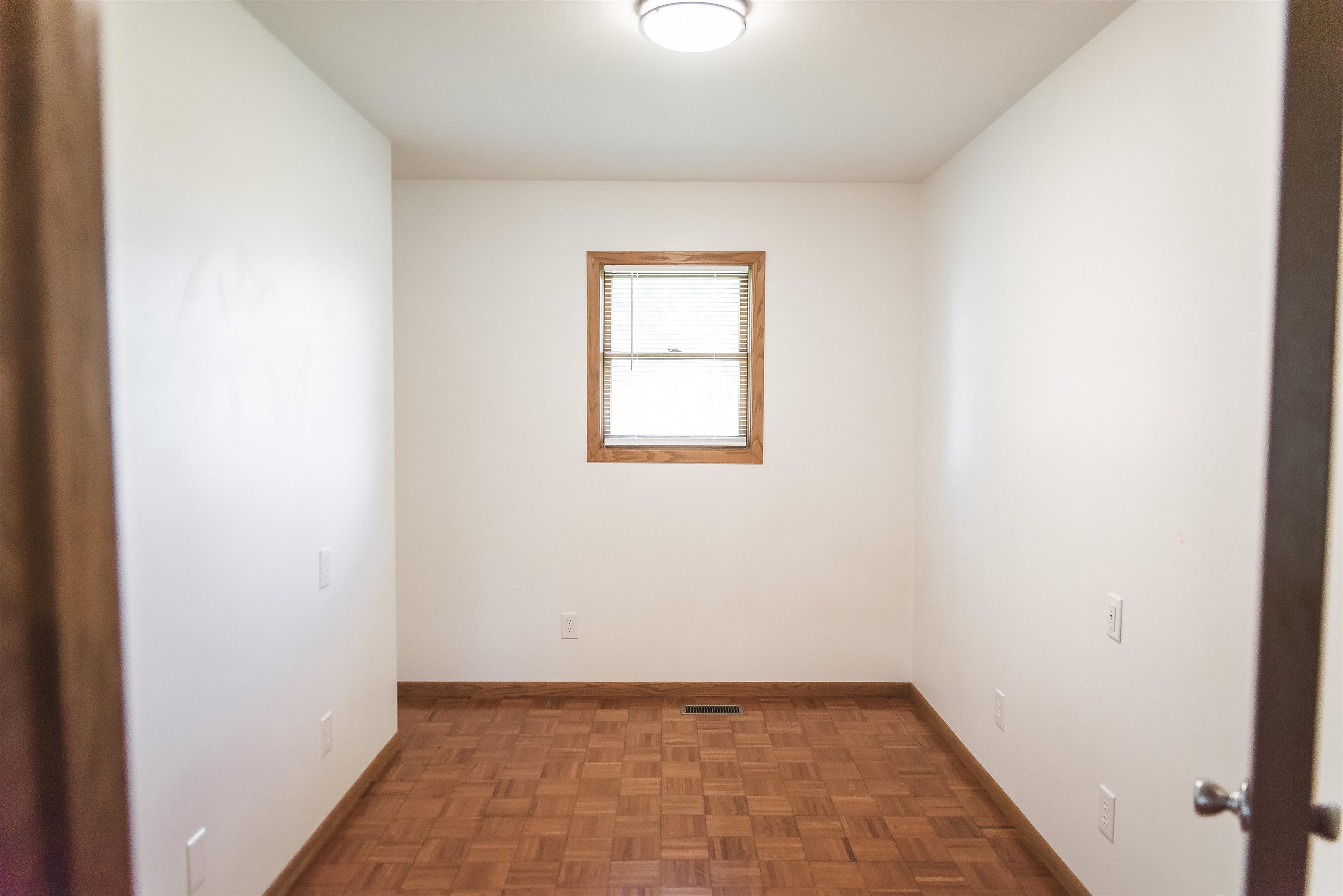 207 Ash Street Property Photo 10