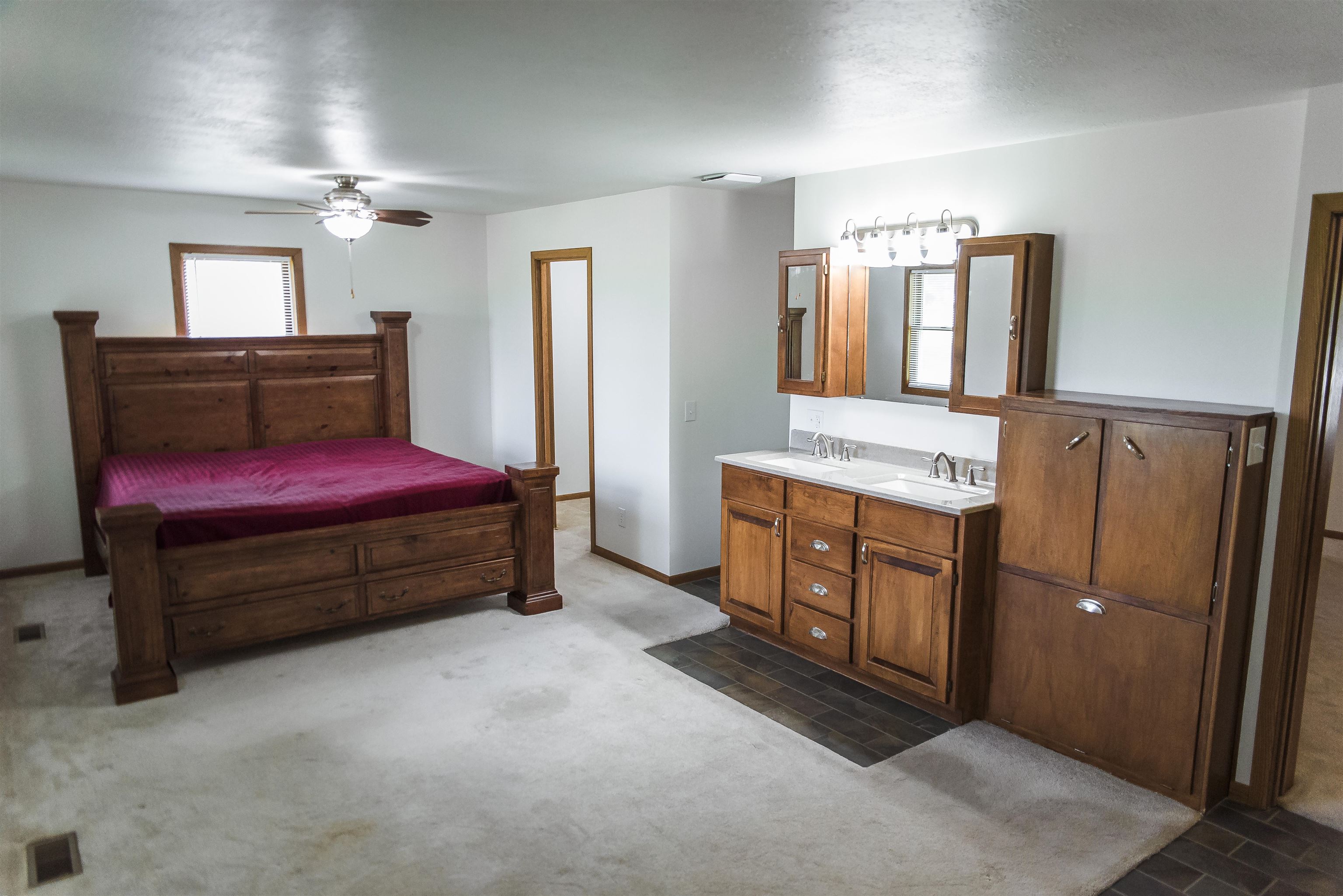 207 Ash Street Property Photo 14
