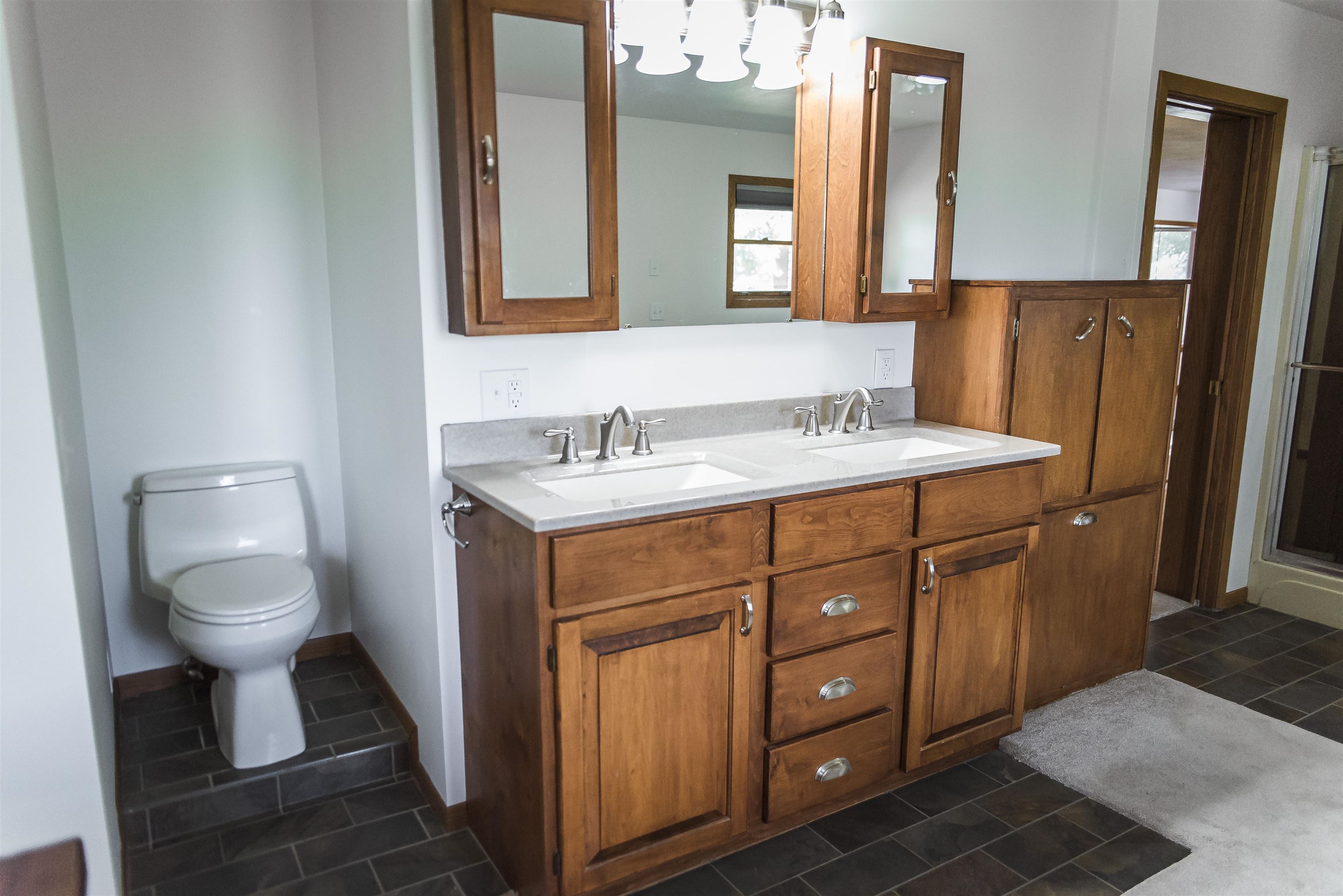 207 Ash Street Property Photo 15