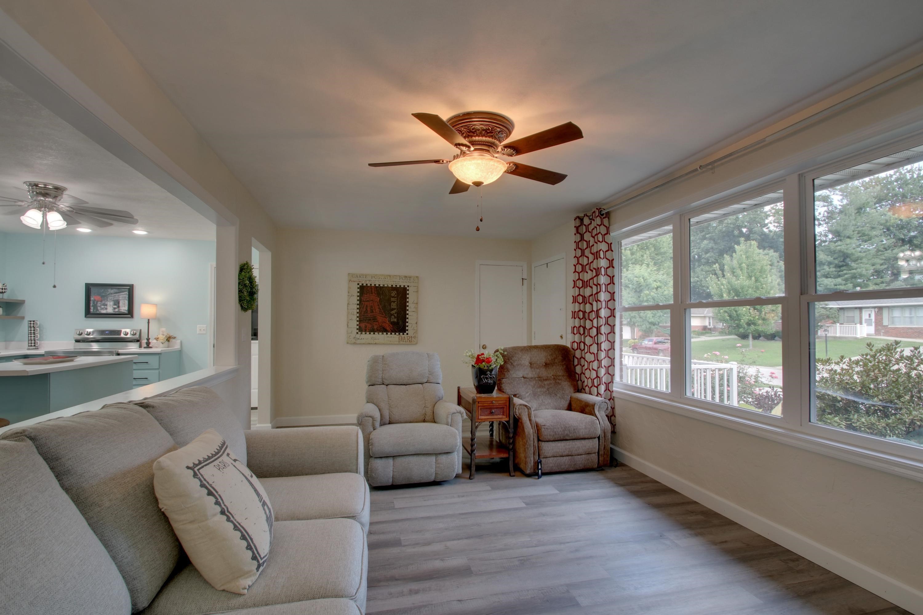 3930 Pine Tree Road Property Photo 4