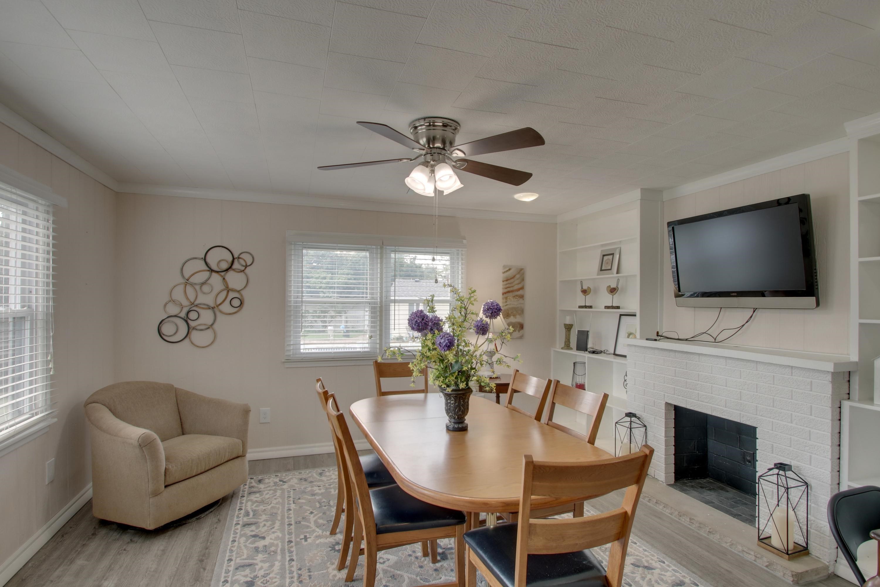 3930 Pine Tree Road Property Photo 9