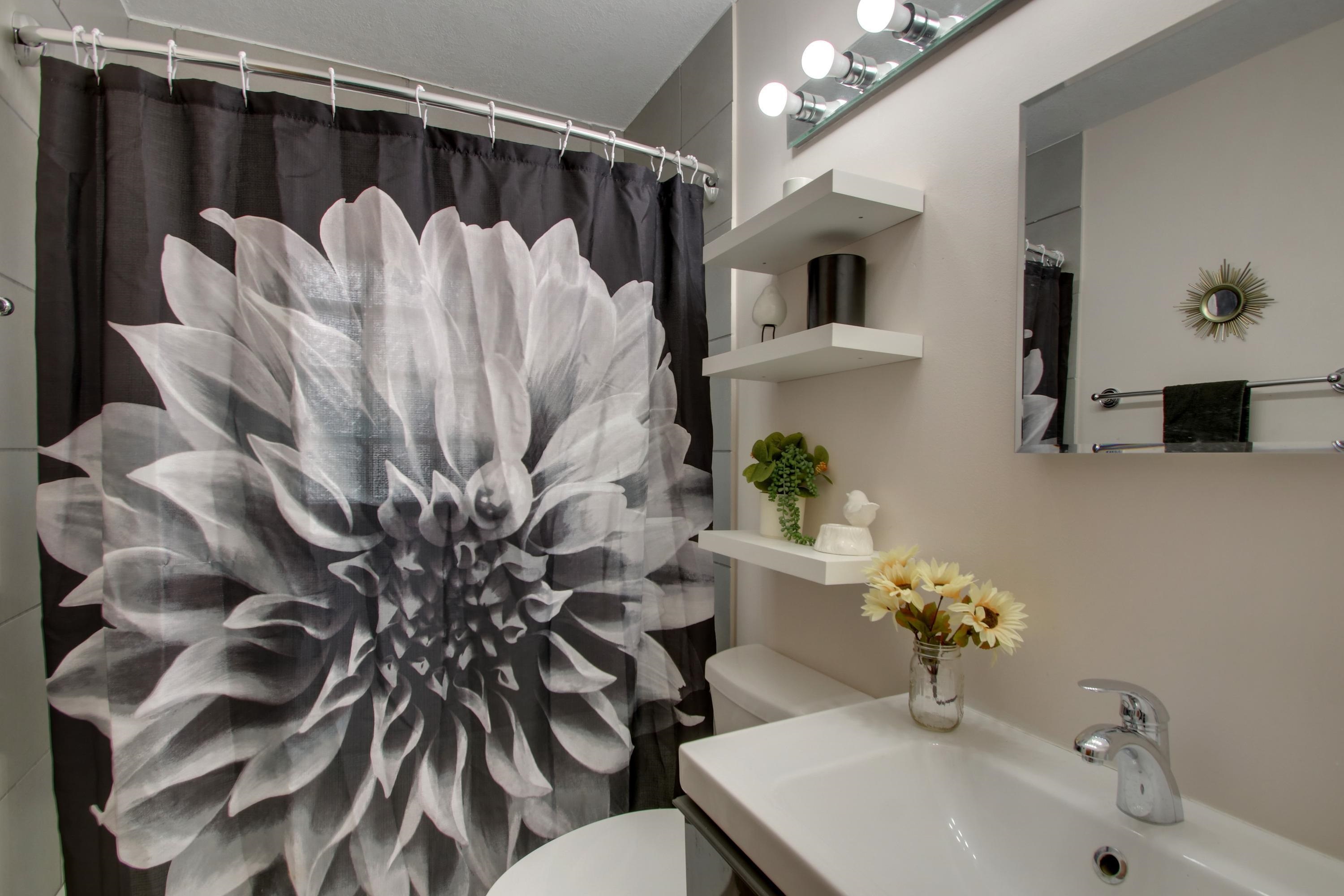 3930 Pine Tree Road Property Photo 15