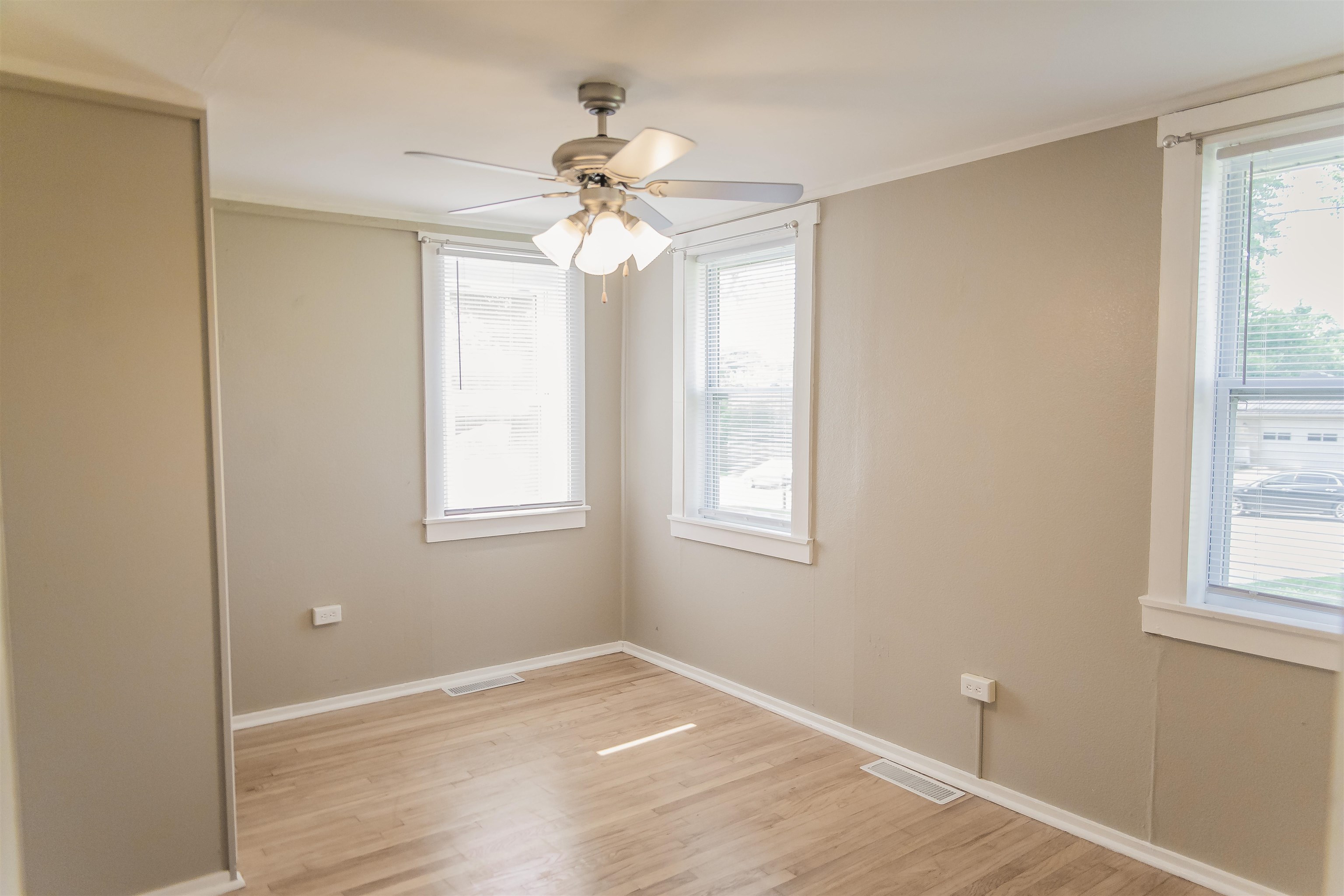 3206 Harrison Street Property Photo 5