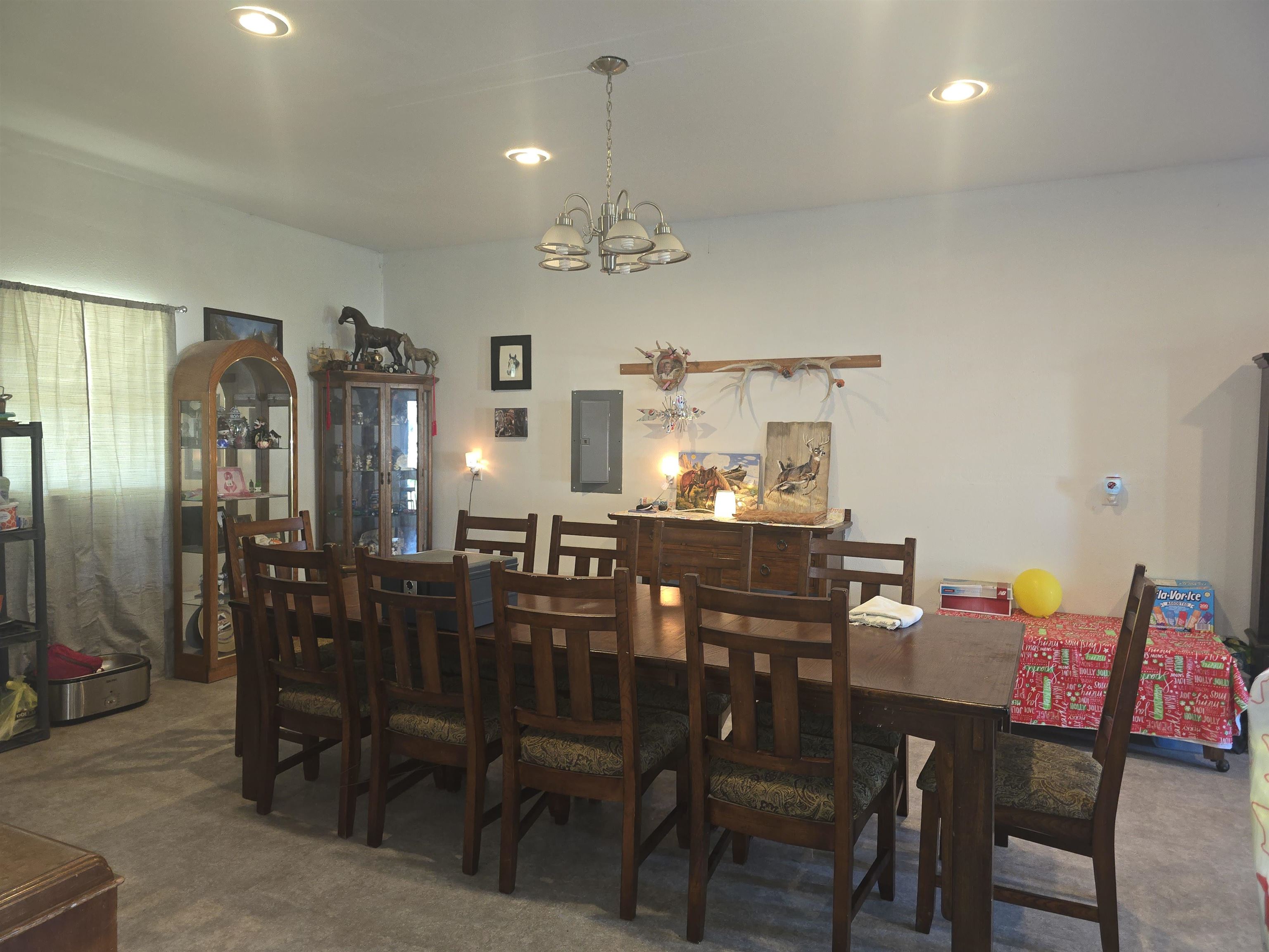 105 S Cedar Street Property Photo 3