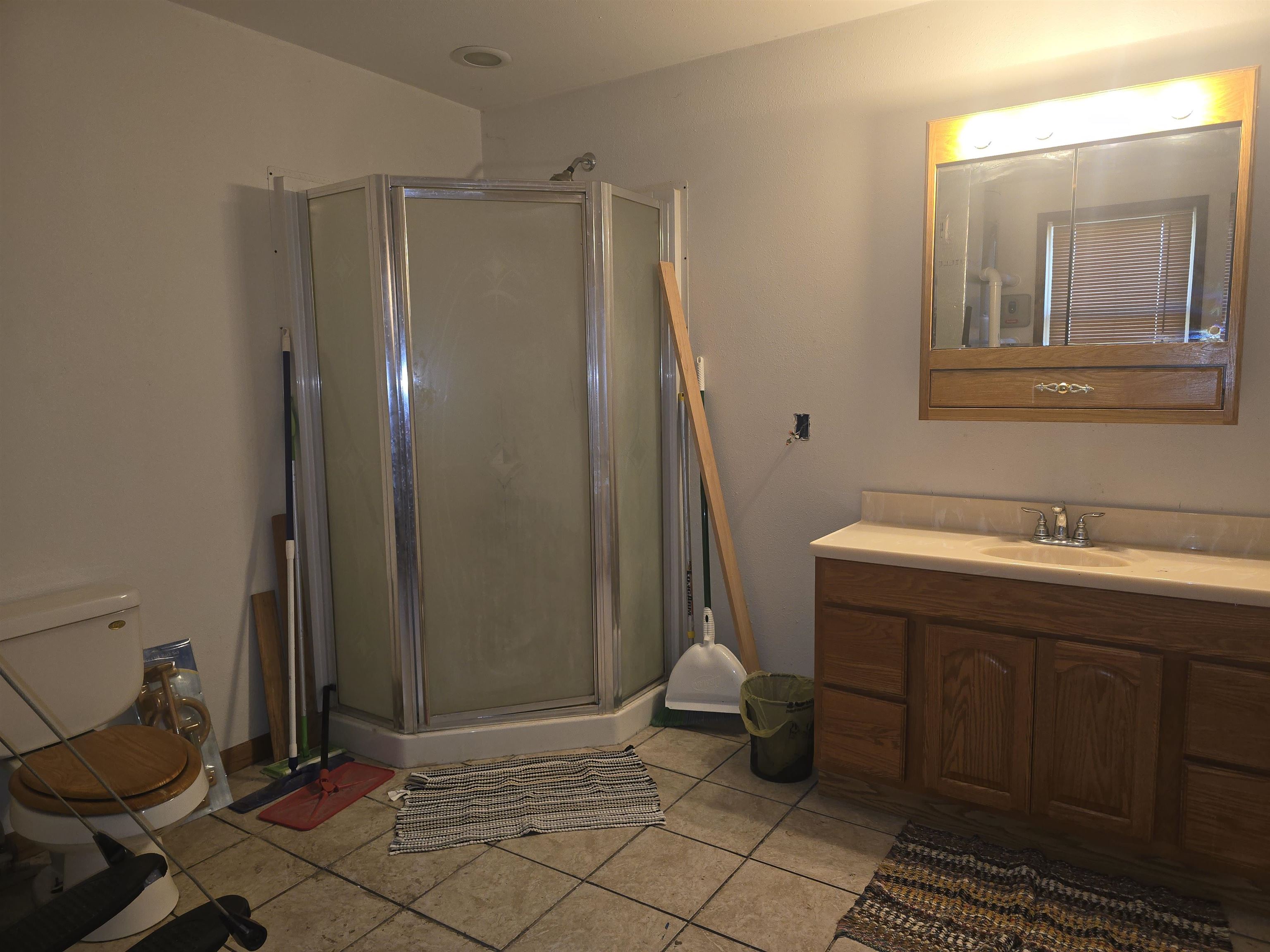 105 S Cedar Street Property Photo 14