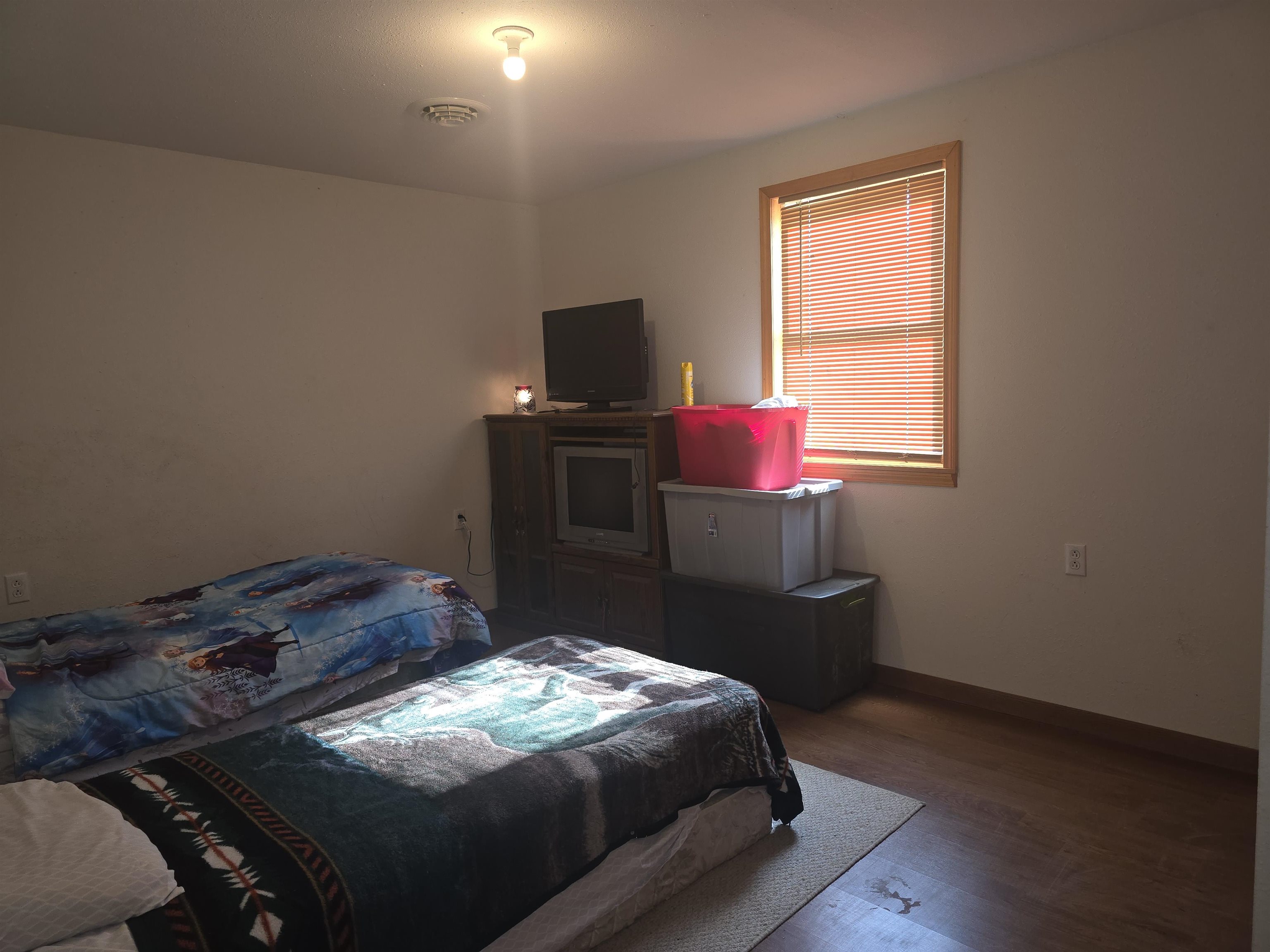 105 S Cedar Street Property Photo 22