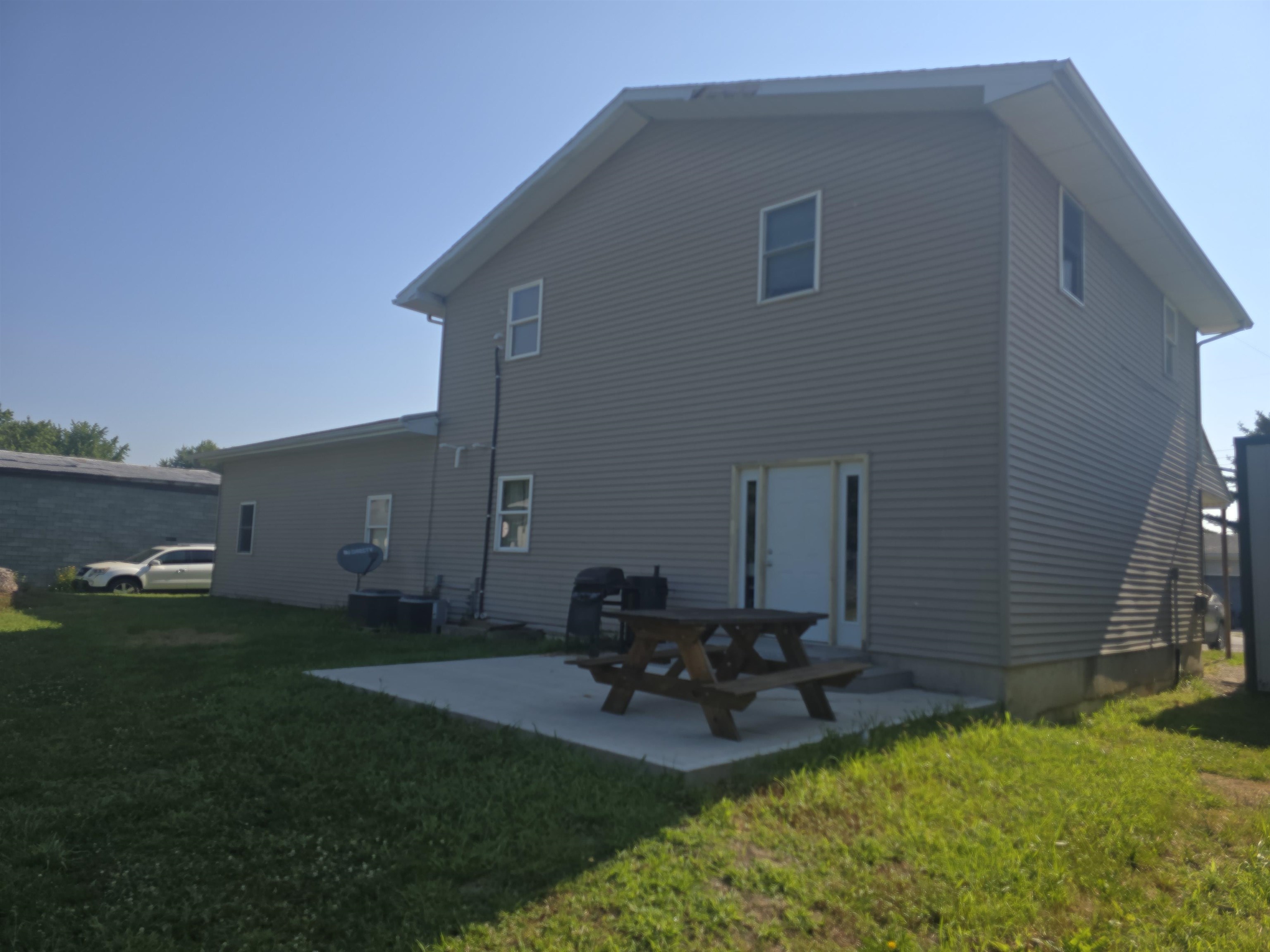 105 S Cedar Street Property Photo 30