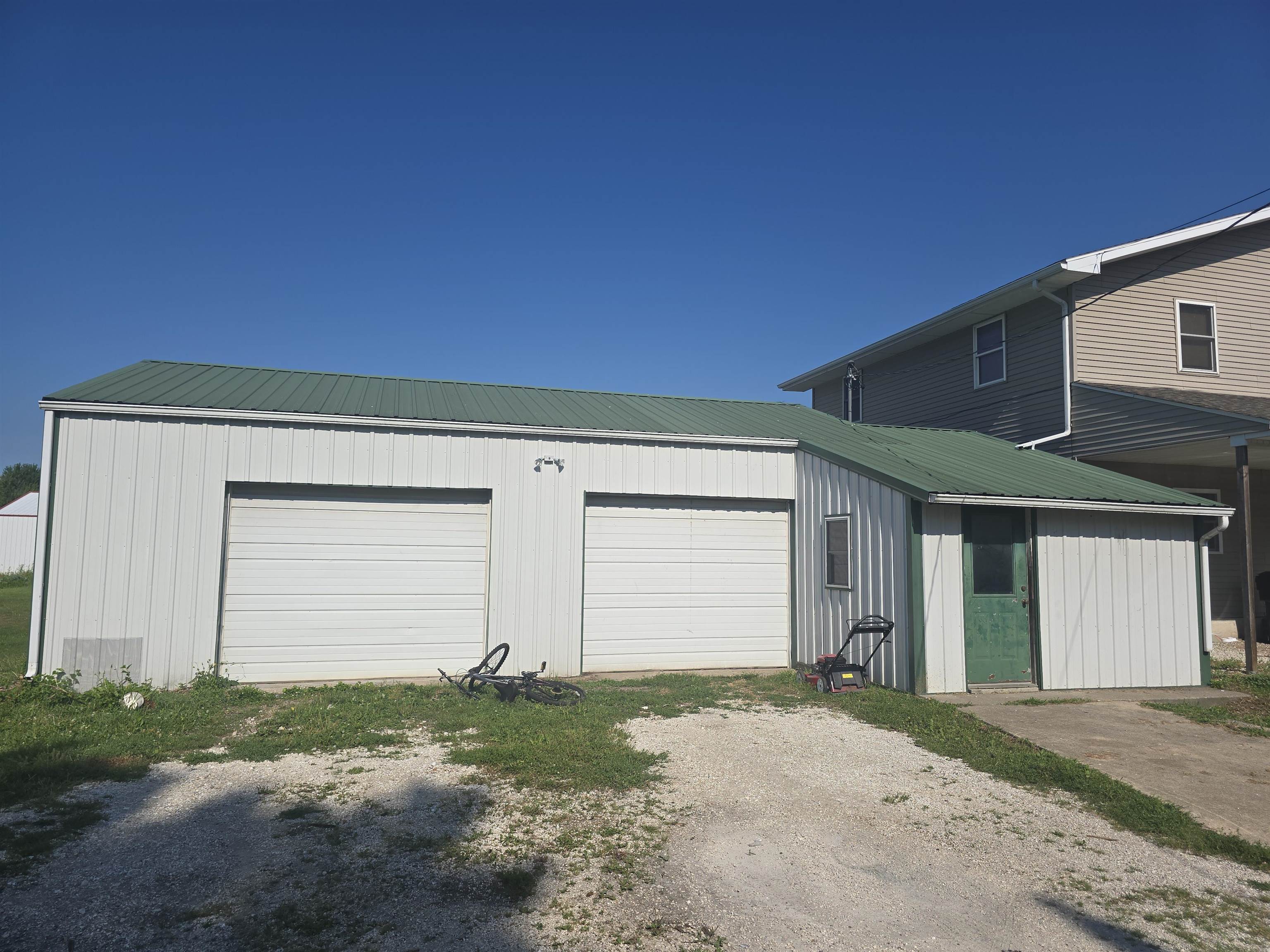 105 S Cedar Street Property Photo 32
