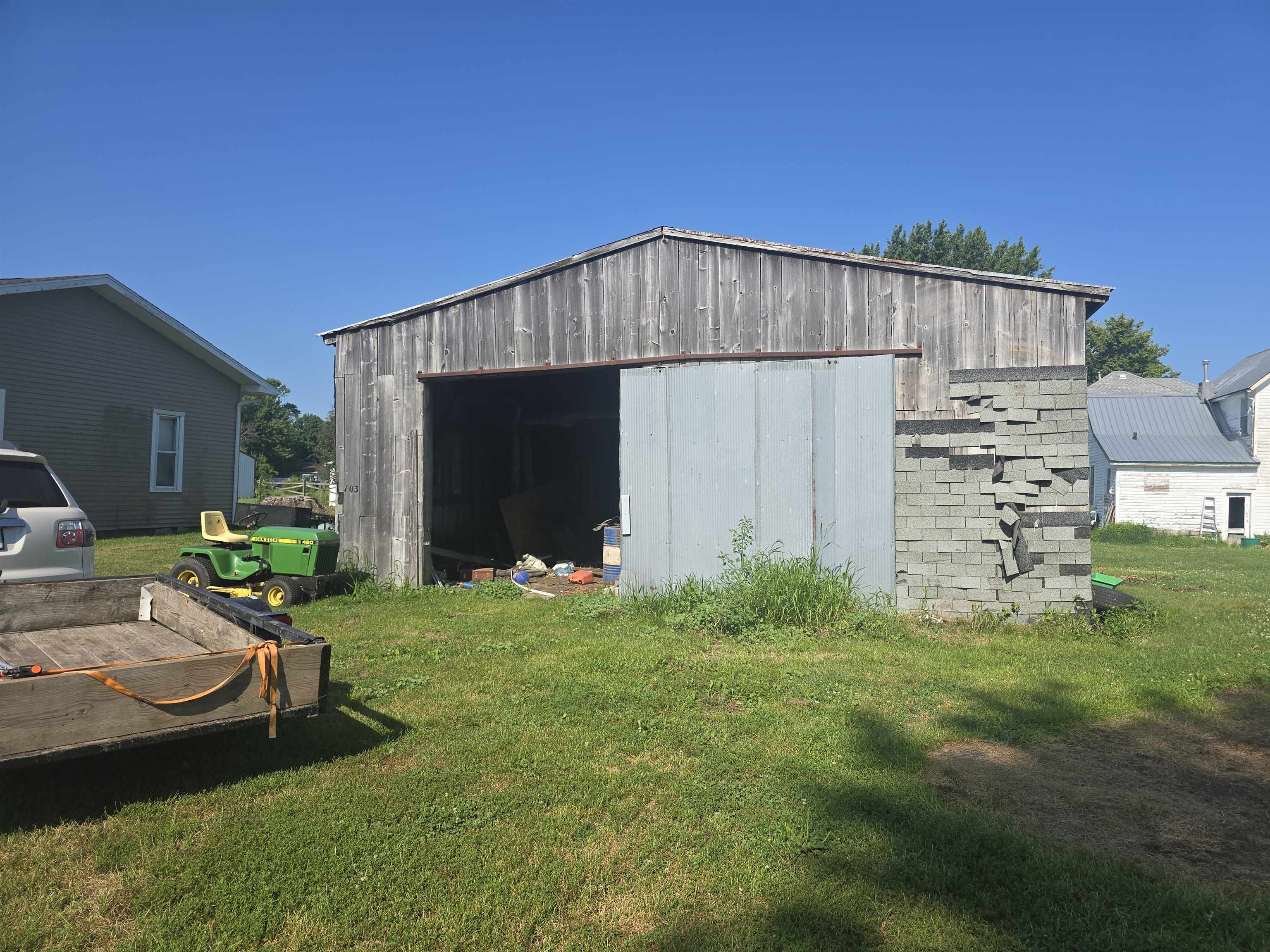 105 S Cedar Street Property Photo 38