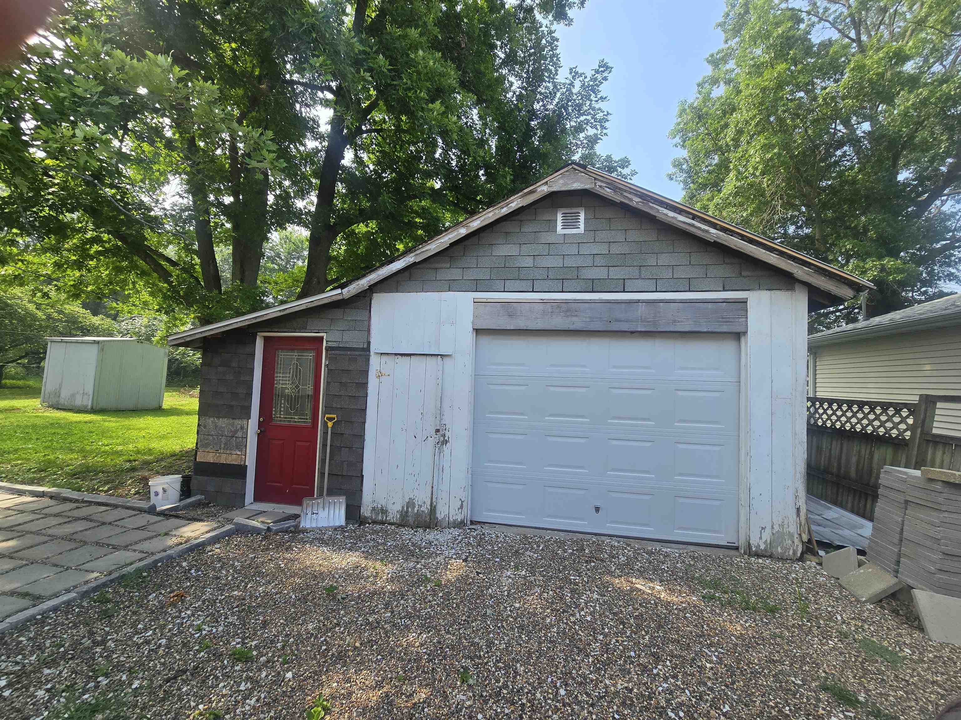 535 W Mcdonough Street Property Photo 21