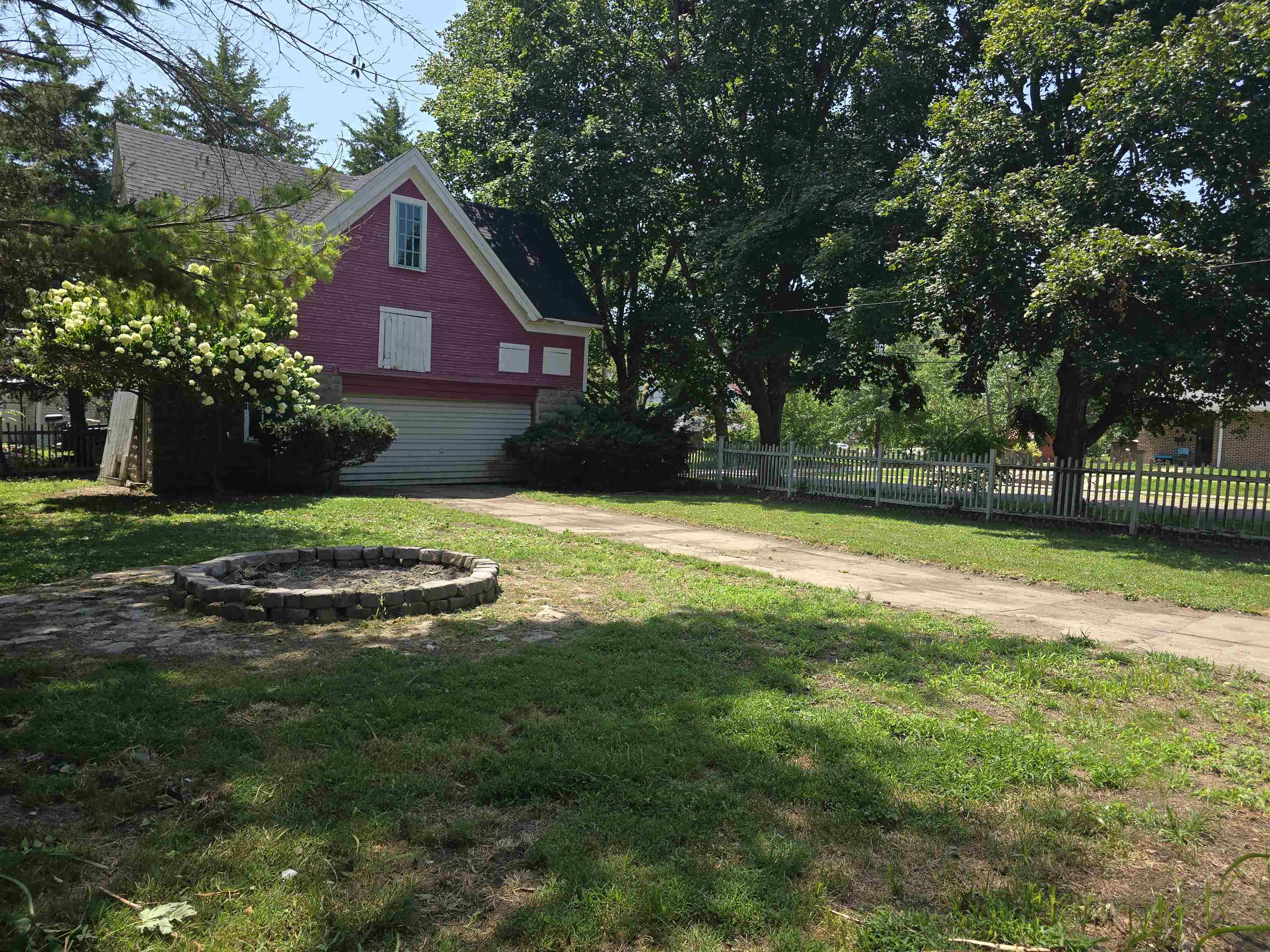 800 Main Street Property Photo 34